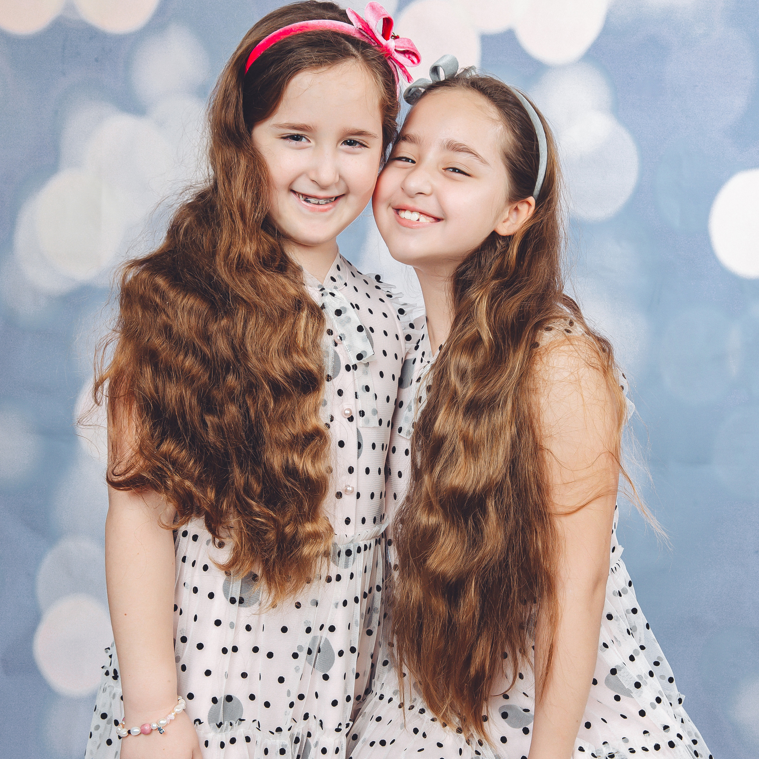 Reviews. Elena Kukhareva