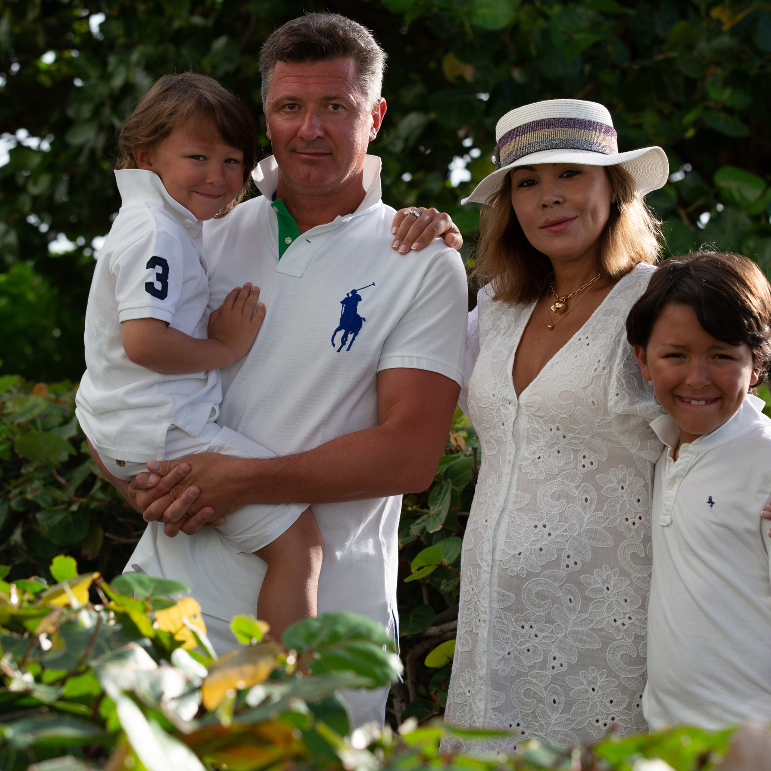 Reviews. Elena Kukhareva