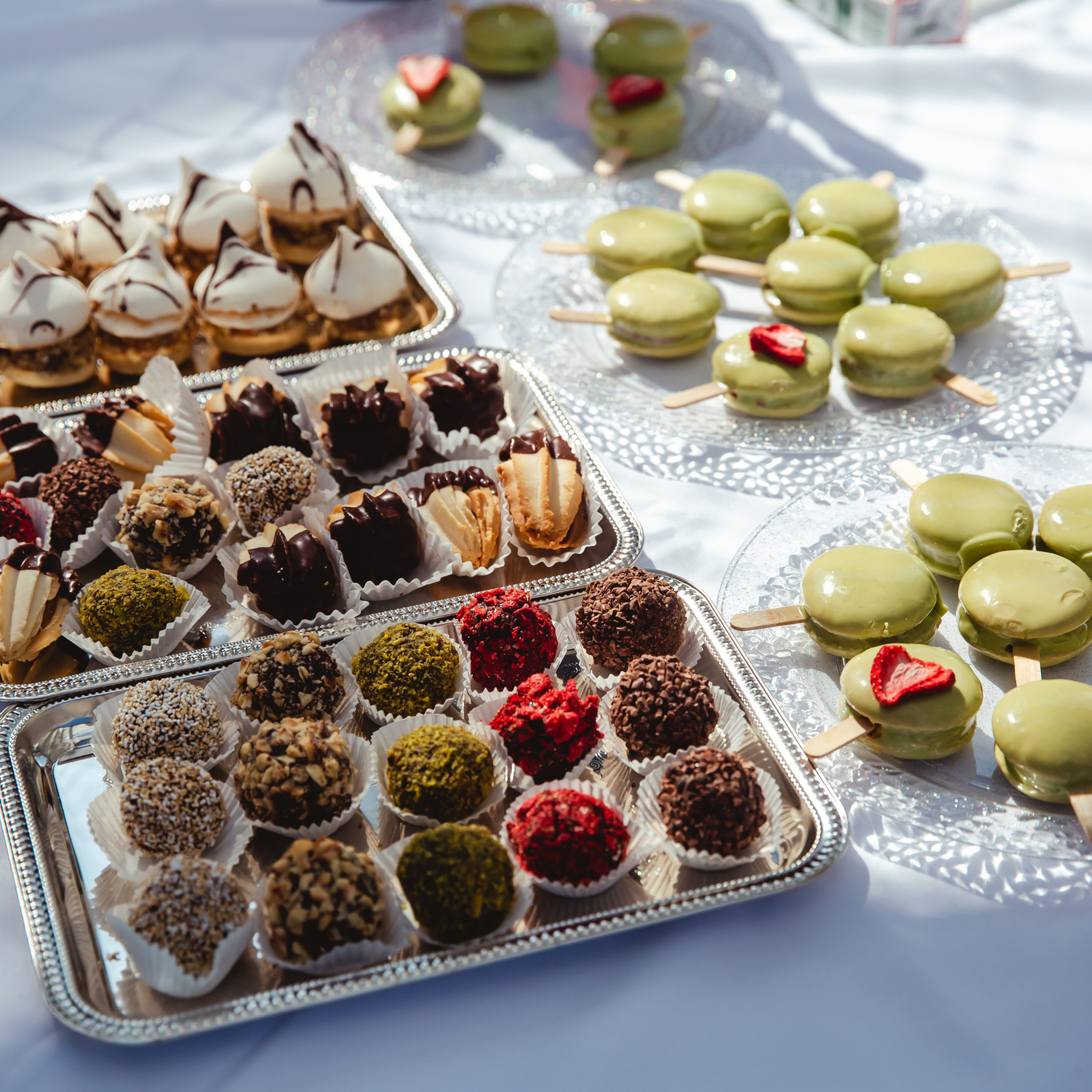 Reviews. Elena Kukhareva