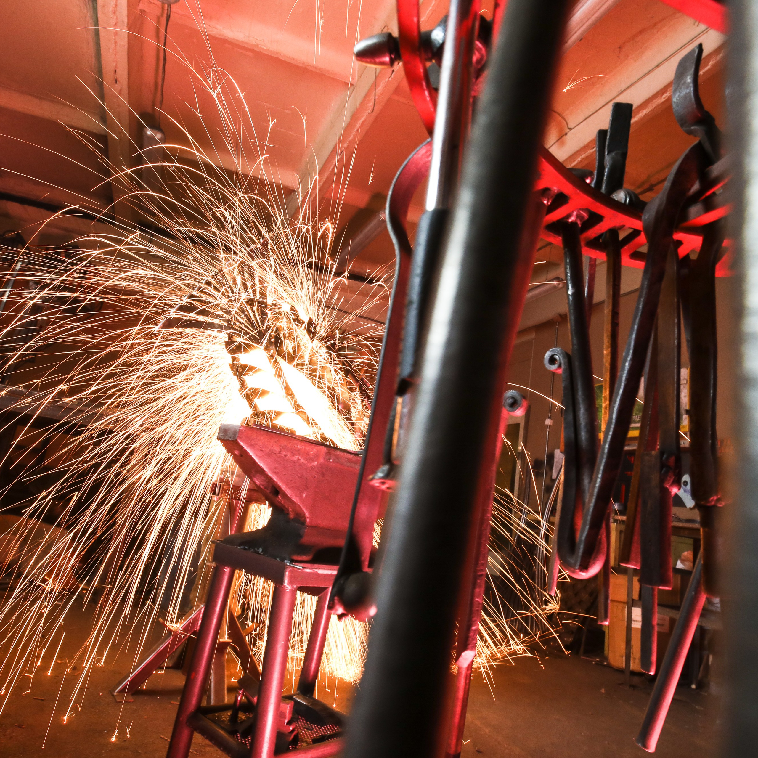 Скульптор кузнец Мария Тарлецкая