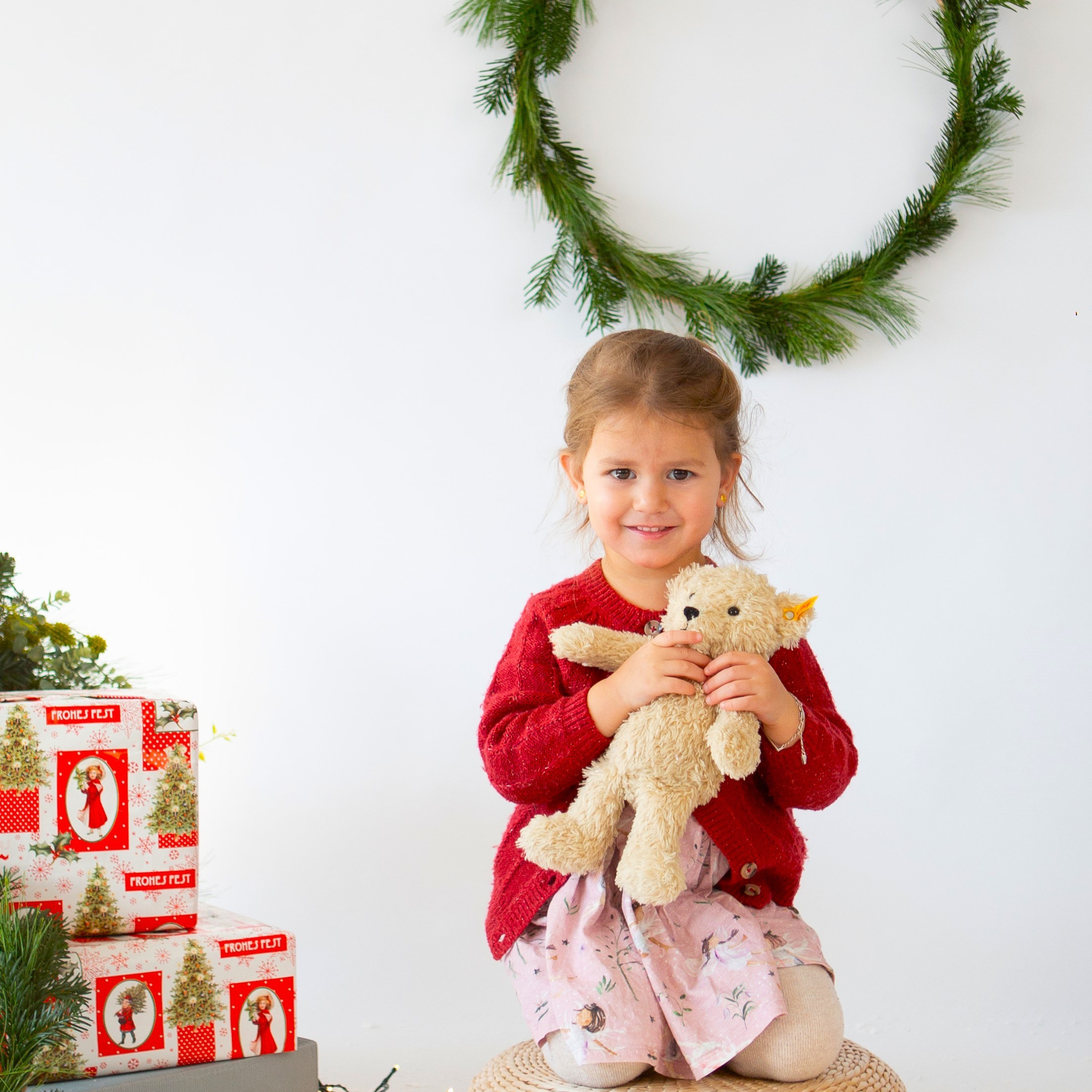 #weihnachtsfotoshooting #weihnachtsfotos #weihnachtsshooting #christmasshooting #kindershooting #weihnachtsminis #kinderfotoshooting #weihnachtsfotografie #weihnachtsaktion #kinderfotograf #kinderfotos #kinderfotografin #familienfotografie #familienfotografin #familienfotograf #familienfotos #familienfoto #familienfotoshooting #dokumentarischefamilienfotografie #natürlichefamilienfotografie #familienfotograflindau #familienfotografiemünchen #familienfotosmünchen #kinderphotography #kindergartenphotography#familienfotografwangen