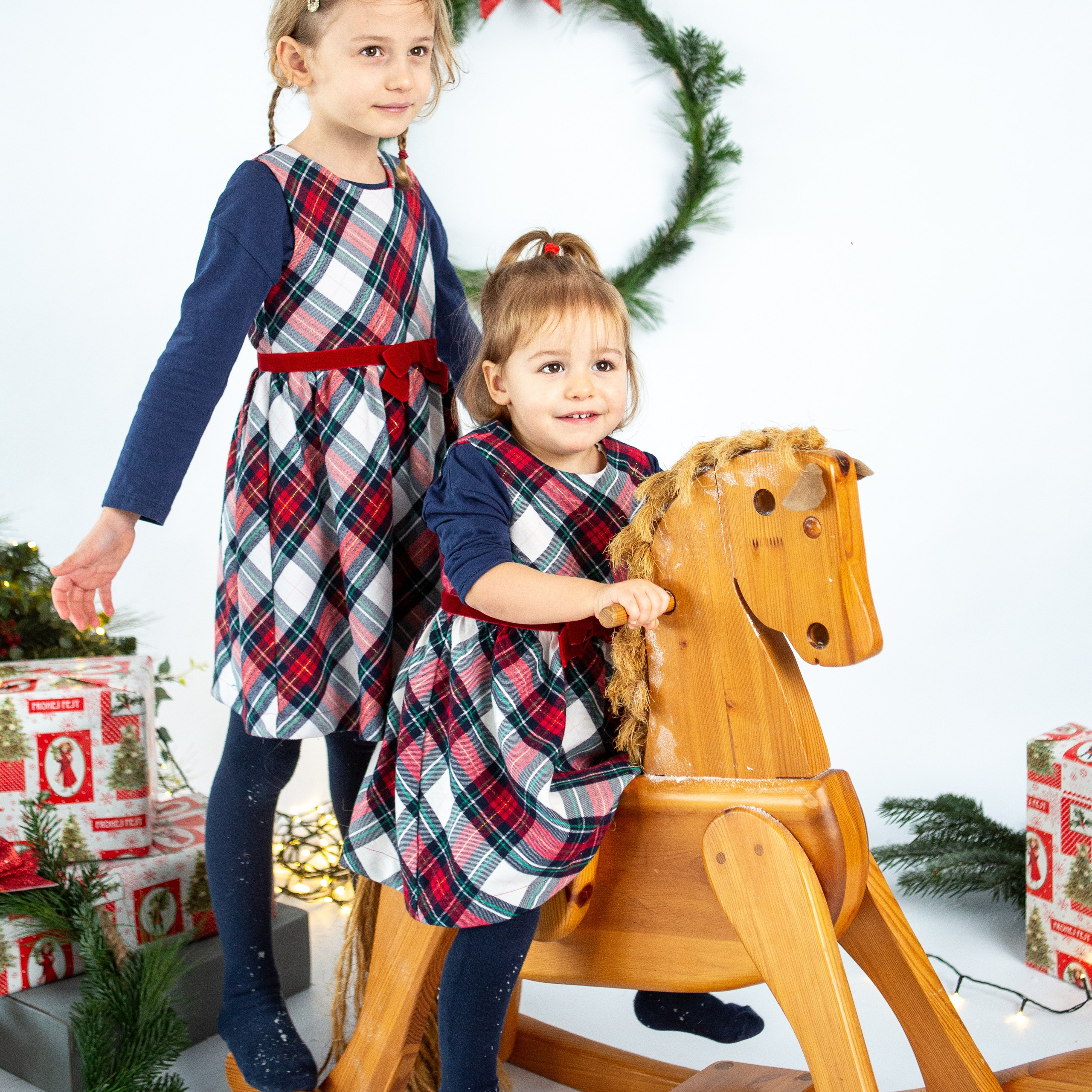 #weihnachtsfotoshooting #weihnachtsfotos #weihnachtsshooting #christmasshooting #kindershooting #weihnachtsminis #kinderfotoshooting #weihnachtsfotografie #weihnachtsaktion #kinderfotograf #kinderfotos #kinderfotografin #familienfotografie #familienfotografin #familienfotograf #familienfotos #familienfoto #familienfotoshooting #dokumentarischefamilienfotografie #natürlichefamilienfotografie #familienfotograflindau #familienfotografiemünchen #familienfotosmünchen #kinderphotography #kindergartenphotography#familienfotografwangen