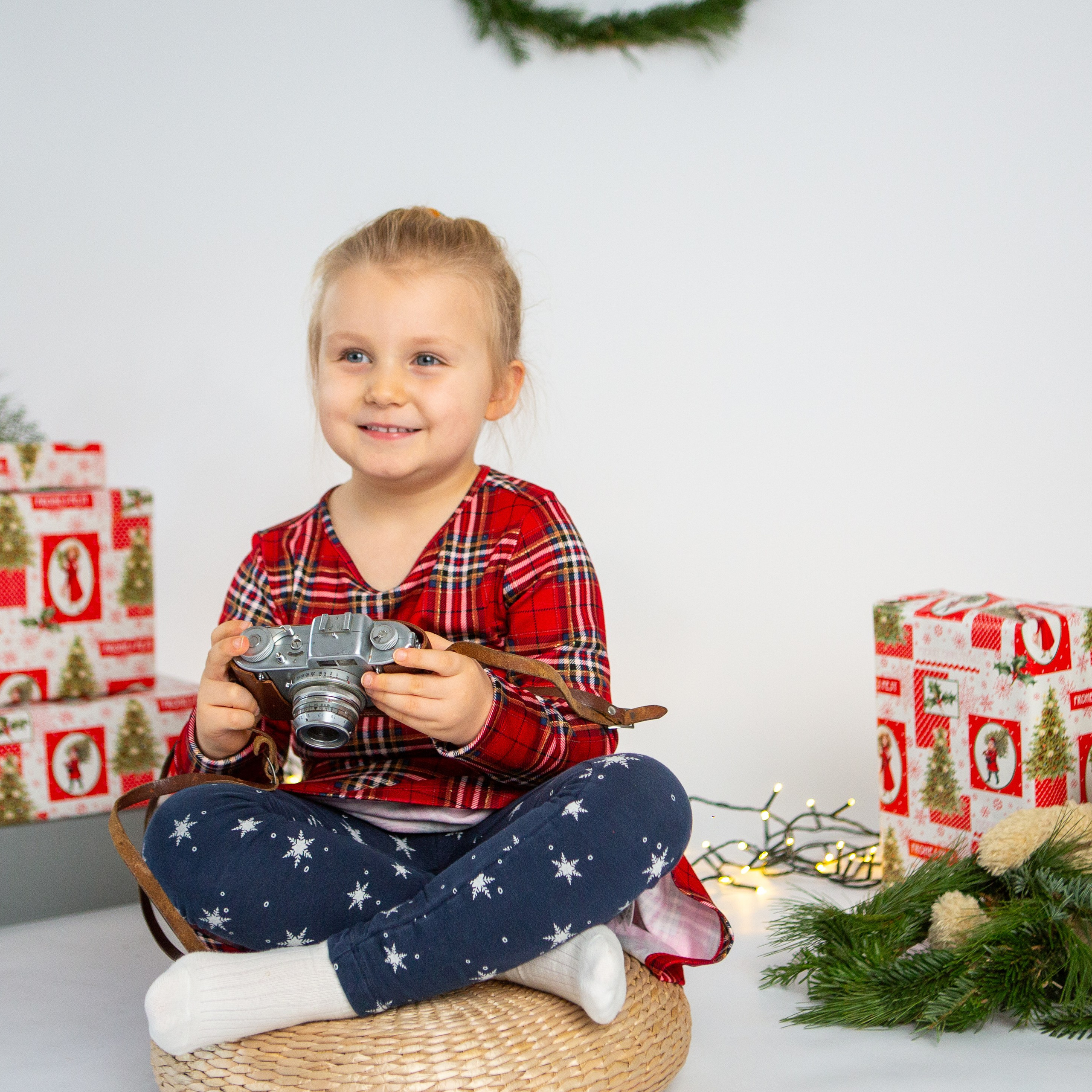 #weihnachtsfotoshooting #weihnachtsfotos #weihnachtsshooting #christmasshooting #kindershooting #weihnachtsminis #kinderfotoshooting #weihnachtsfotografie #weihnachtsaktion #kinderfotograf #kinderfotos #kinderfotografin #familienfotografie #familienfotografin #familienfotograf #familienfotos #familienfoto #familienfotoshooting #dokumentarischefamilienfotografie #natürlichefamilienfotografie #familienfotograflindau #familienfotografiemünchen #familienfotosmünchen #kinderphotography #kindergartenphotography#familienfotografwangen