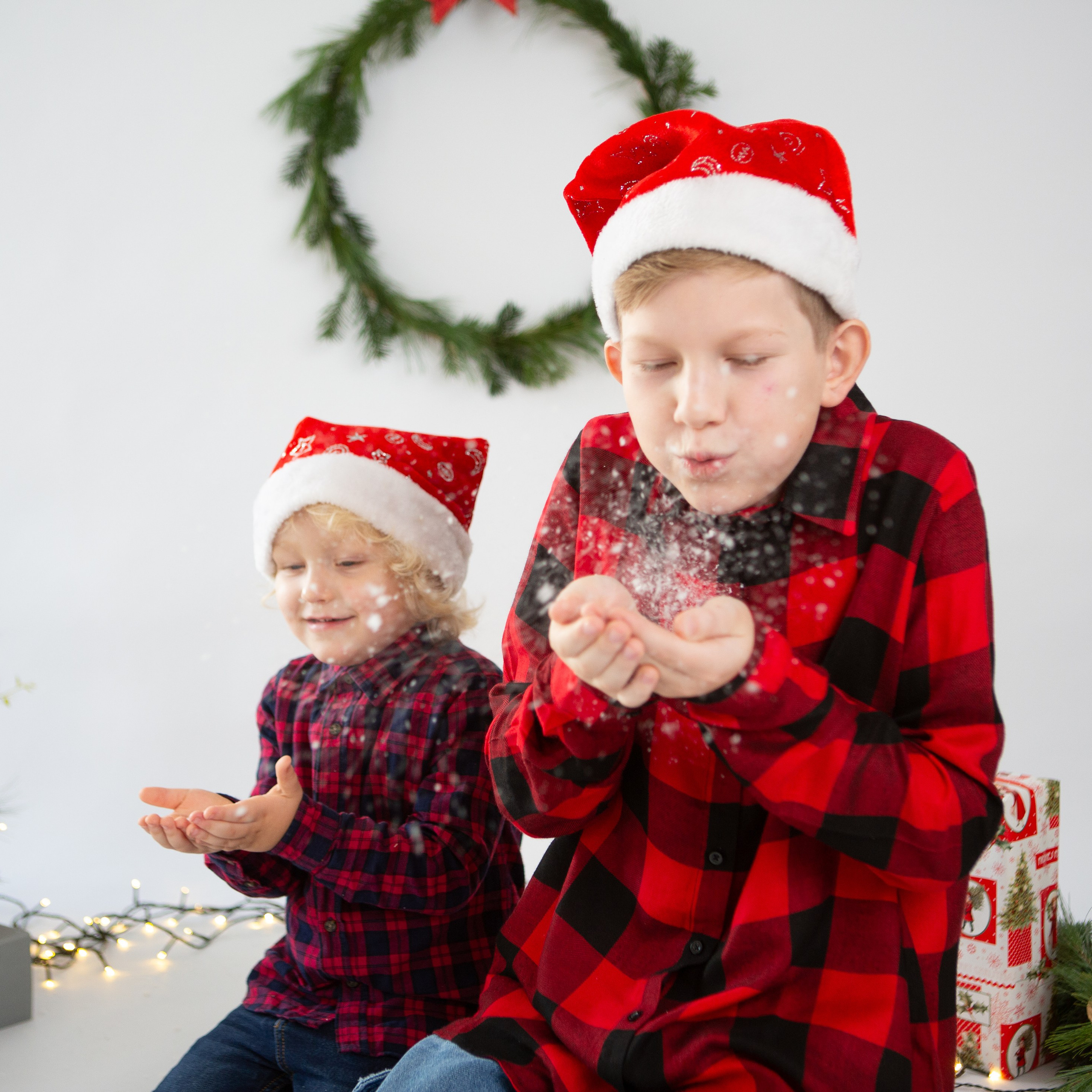 #weihnachtsfotoshooting #weihnachtsfotos #weihnachtsshooting #christmasshooting #kindershooting #weihnachtsminis #kinderfotoshooting #weihnachtsfotografie #weihnachtsaktion #kinderfotograf #kinderfotos #kinderfotografin #familienfotografie #familienfotografin #familienfotograf #familienfotos #familienfoto #familienfotoshooting #dokumentarischefamilienfotografie #natürlichefamilienfotografie #familienfotograflindau #familienfotografiemünchen #familienfotosmünchen #kinderphotography #kindergartenphotography#familienfotografwangen
