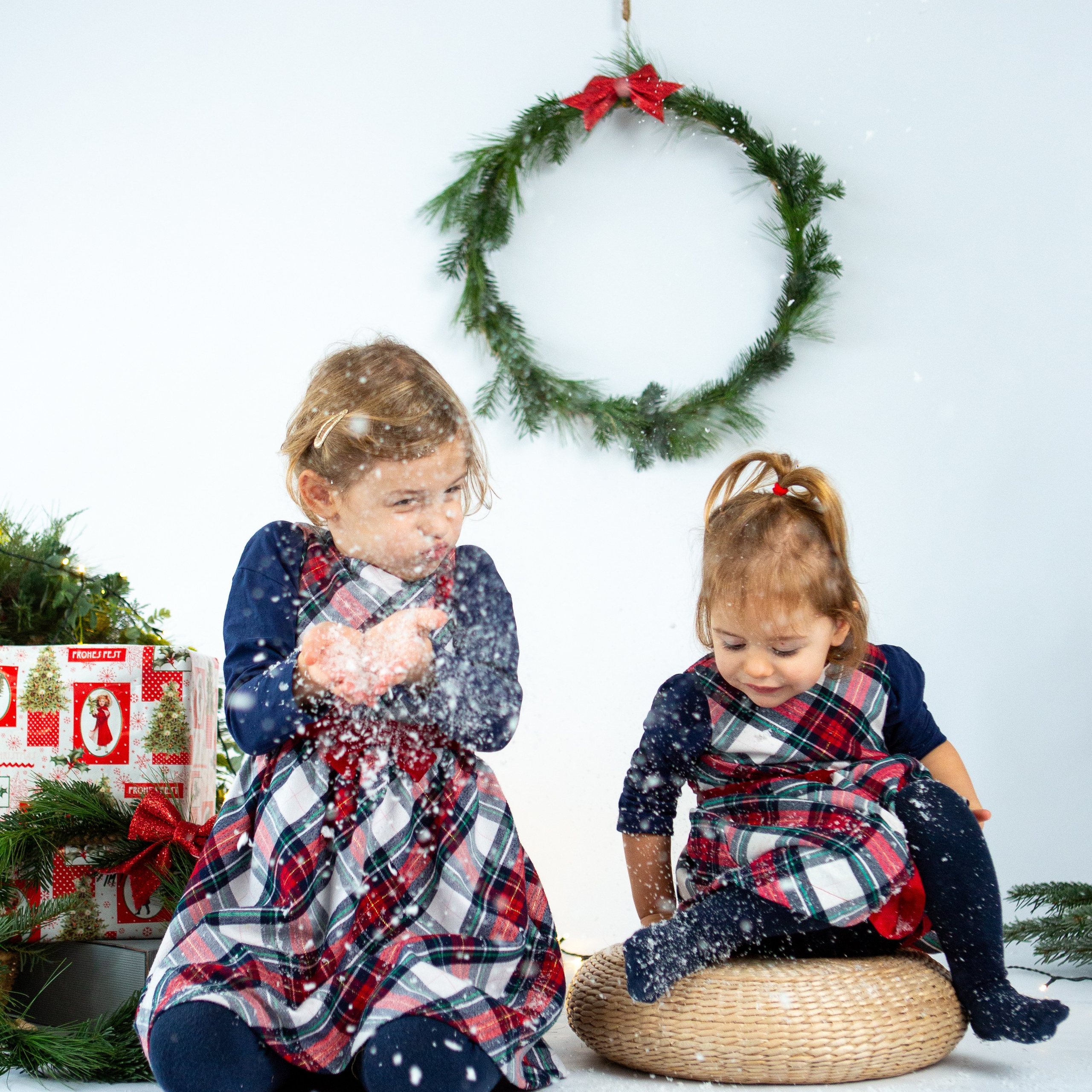 #weihnachtsfotoshooting #weihnachtsfotos #weihnachtsshooting #christmasshooting #kindershooting #weihnachtsminis #kinderfotoshooting #weihnachtsfotografie #weihnachtsaktion #kinderfotograf #kinderfotos #kinderfotografin #familienfotografie #familienfotografin #familienfotograf #familienfotos #familienfoto #familienfotoshooting #dokumentarischefamilienfotografie #natürlichefamilienfotografie #familienfotograflindau #familienfotografiemünchen #familienfotosmünchen #kinderphotography #kindergartenphotography#familienfotografwangen