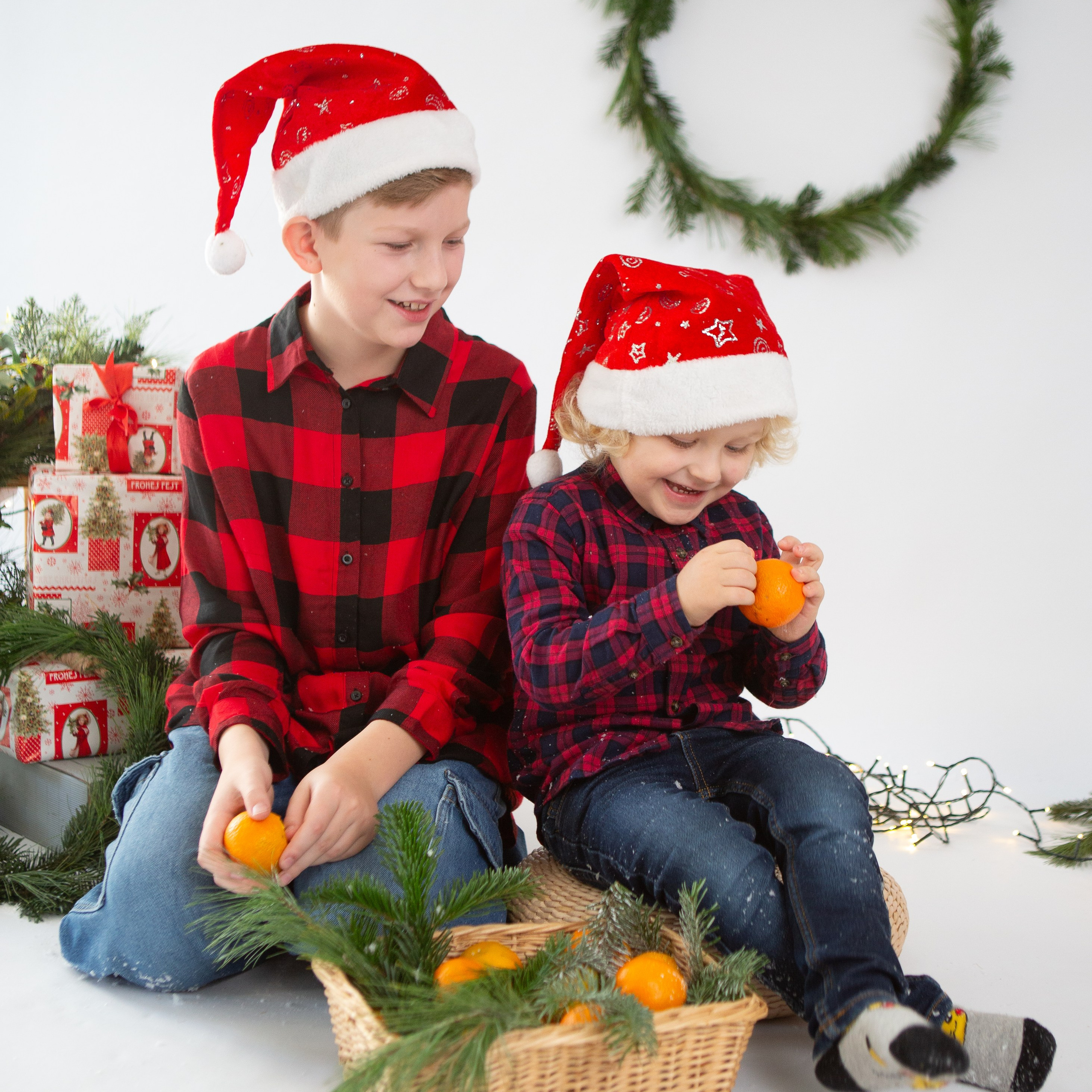 #weihnachtsfotoshooting #weihnachtsfotos #weihnachtsshooting #christmasshooting #kindershooting #weihnachtsminis #kinderfotoshooting #weihnachtsfotografie #weihnachtsaktion #kinderfotograf #kinderfotos #kinderfotografin #familienfotografie #familienfotografin #familienfotograf #familienfotos #familienfoto #familienfotoshooting #dokumentarischefamilienfotografie #natürlichefamilienfotografie #familienfotograflindau #familienfotografiemünchen #familienfotosmünchen #kinderphotography #kindergartenphotography#familienfotografwangen