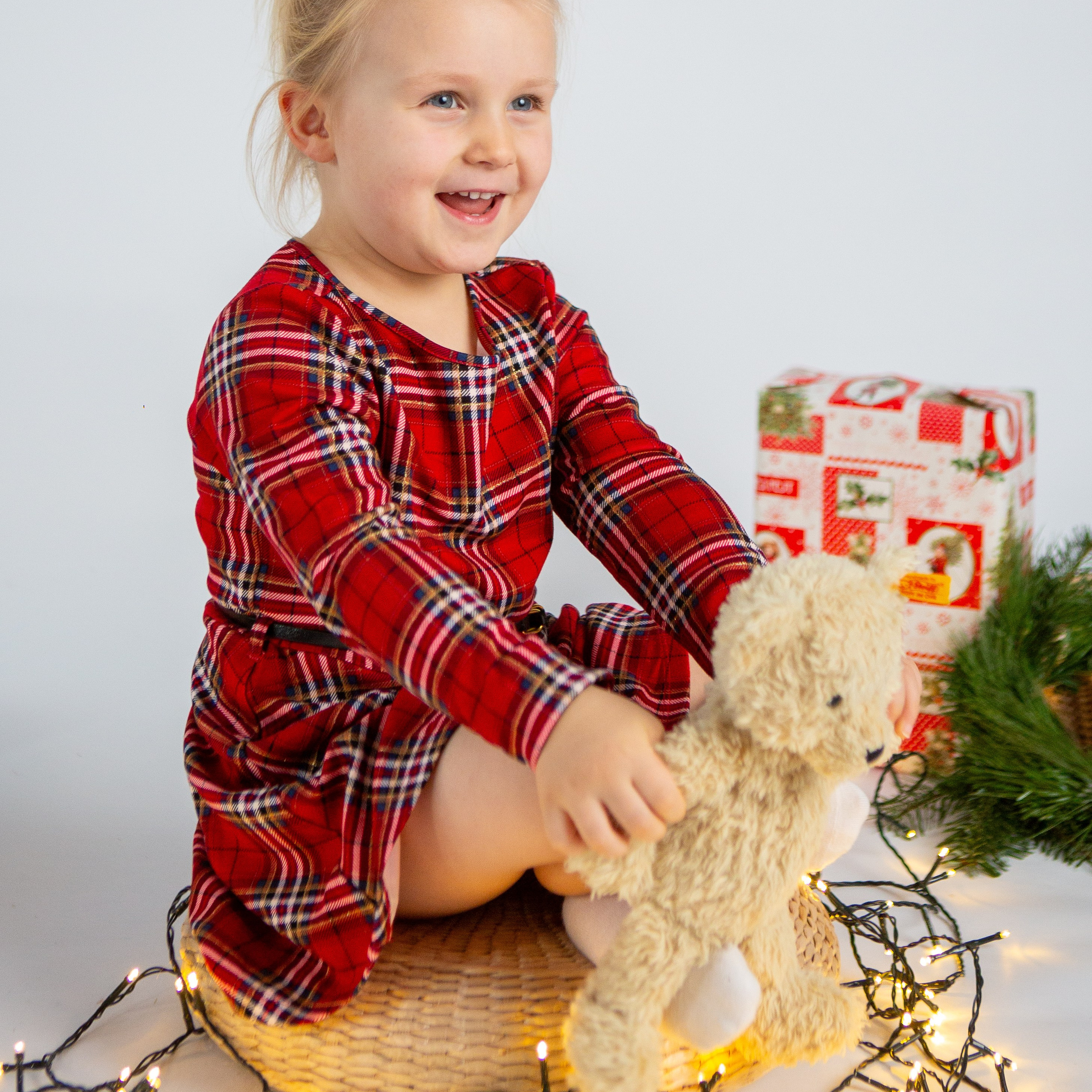 #weihnachtsfotoshooting #weihnachtsfotos #weihnachtsshooting #christmasshooting #kindershooting #weihnachtsminis #kinderfotoshooting #weihnachtsfotografie #weihnachtsaktion #kinderfotograf #kinderfotos #kinderfotografin #familienfotografie #familienfotografin #familienfotograf #familienfotos #familienfoto #familienfotoshooting #dokumentarischefamilienfotografie #natürlichefamilienfotografie #familienfotograflindau #familienfotografiemünchen #familienfotosmünchen #kinderphotography #kindergartenphotography#familienfotografwangen