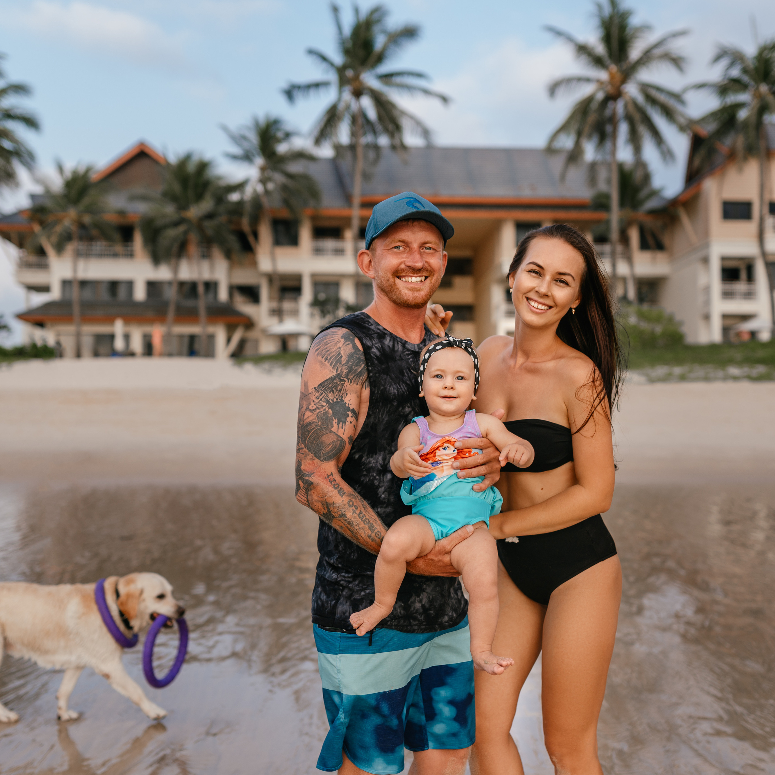 Family shooting on the beach