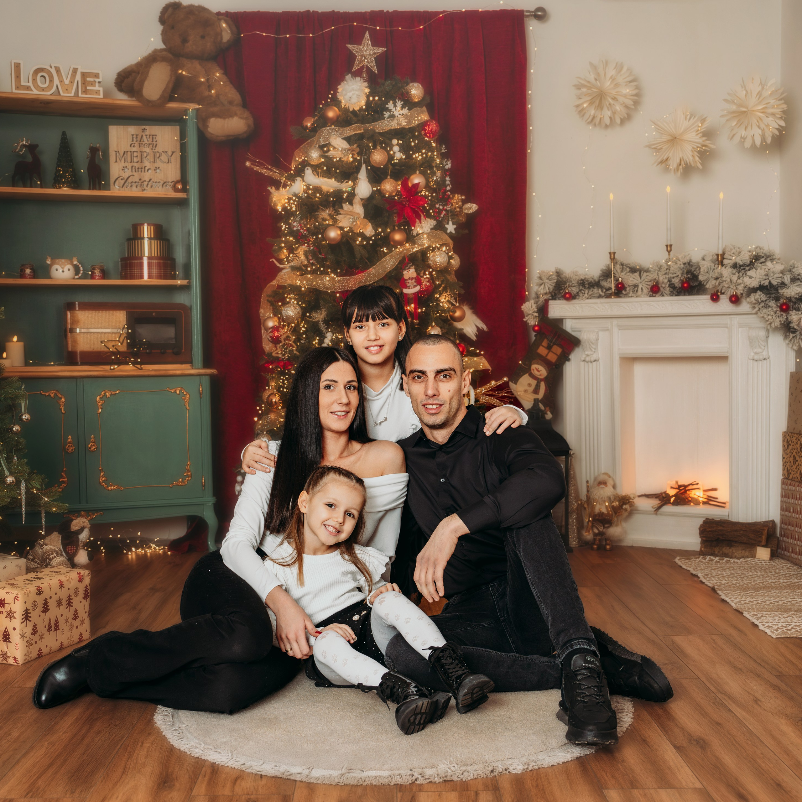 RECENZIJE. DEČIJI FOTOGRAF BEOGRAD|NOVOGODISNJE FOTOGRAFISANJE|CAKE SMASH