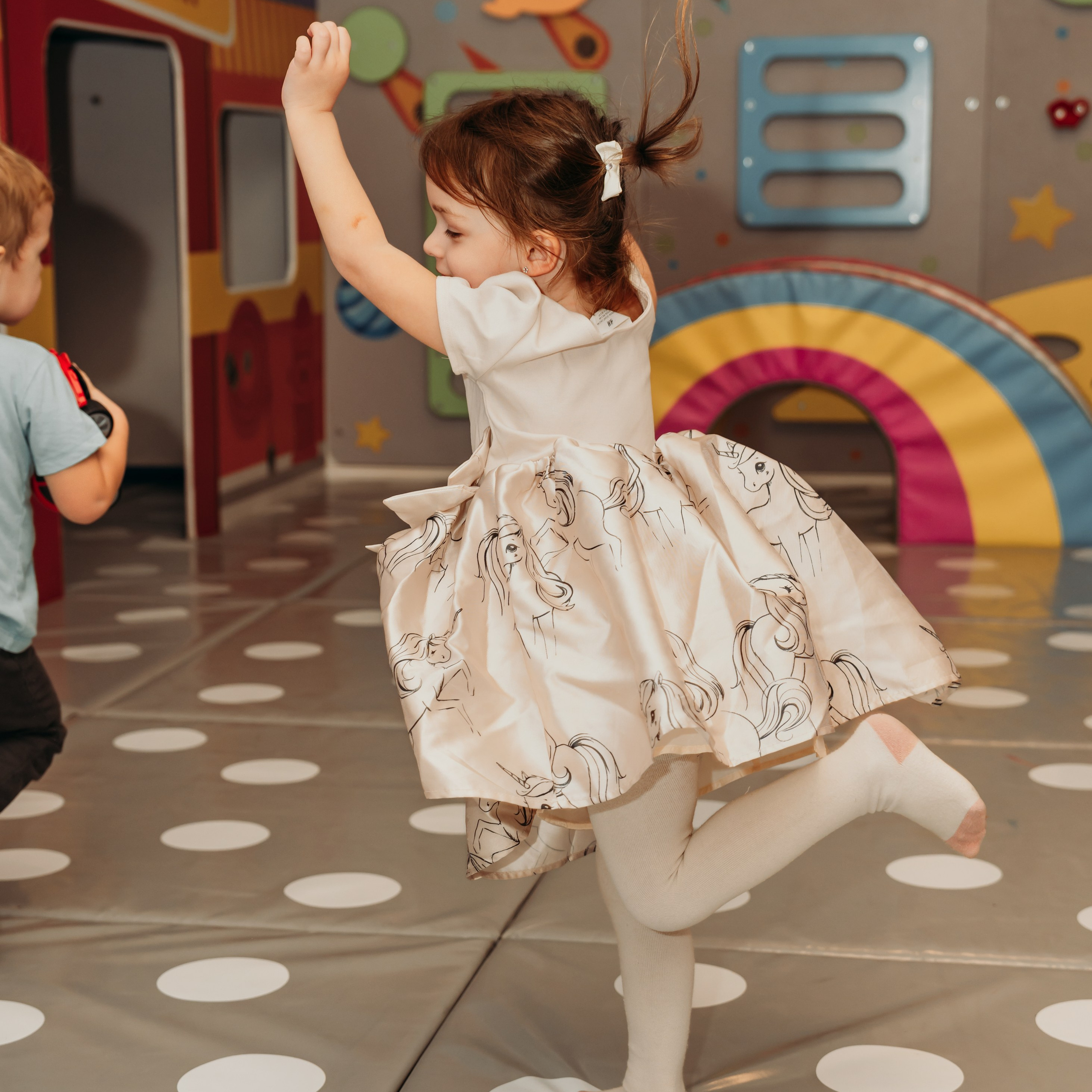 RECENZIJE. DEČIJI FOTOGRAF BEOGRAD|NOVOGODISNJE FOTOGRAFISANJE|CAKE SMASH