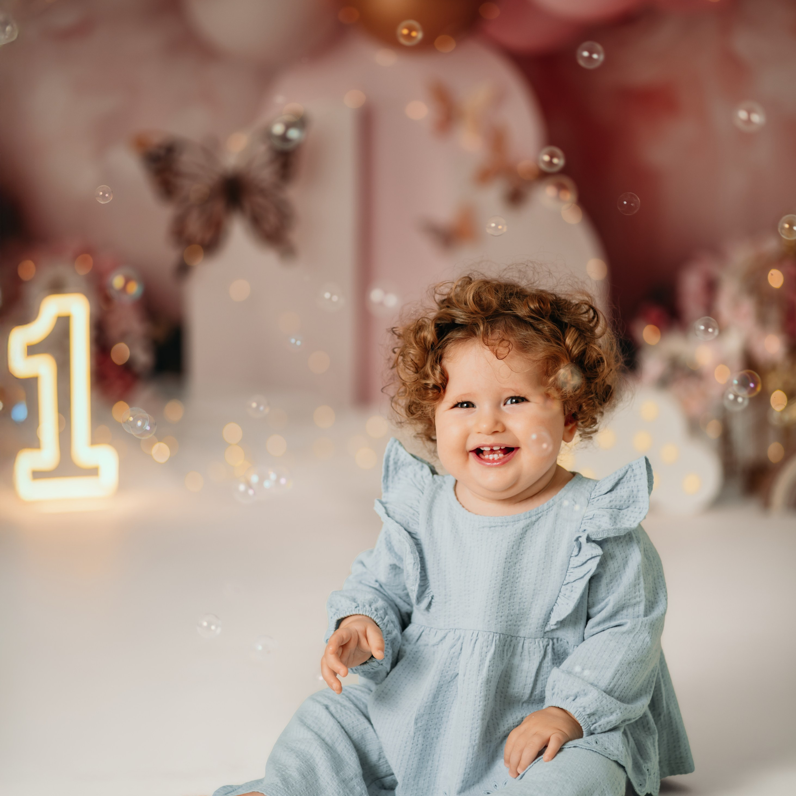 RECENZIJE. DEČIJI FOTOGRAF BEOGRAD|NOVOGODISNJE FOTOGRAFISANJE|CAKE SMASH