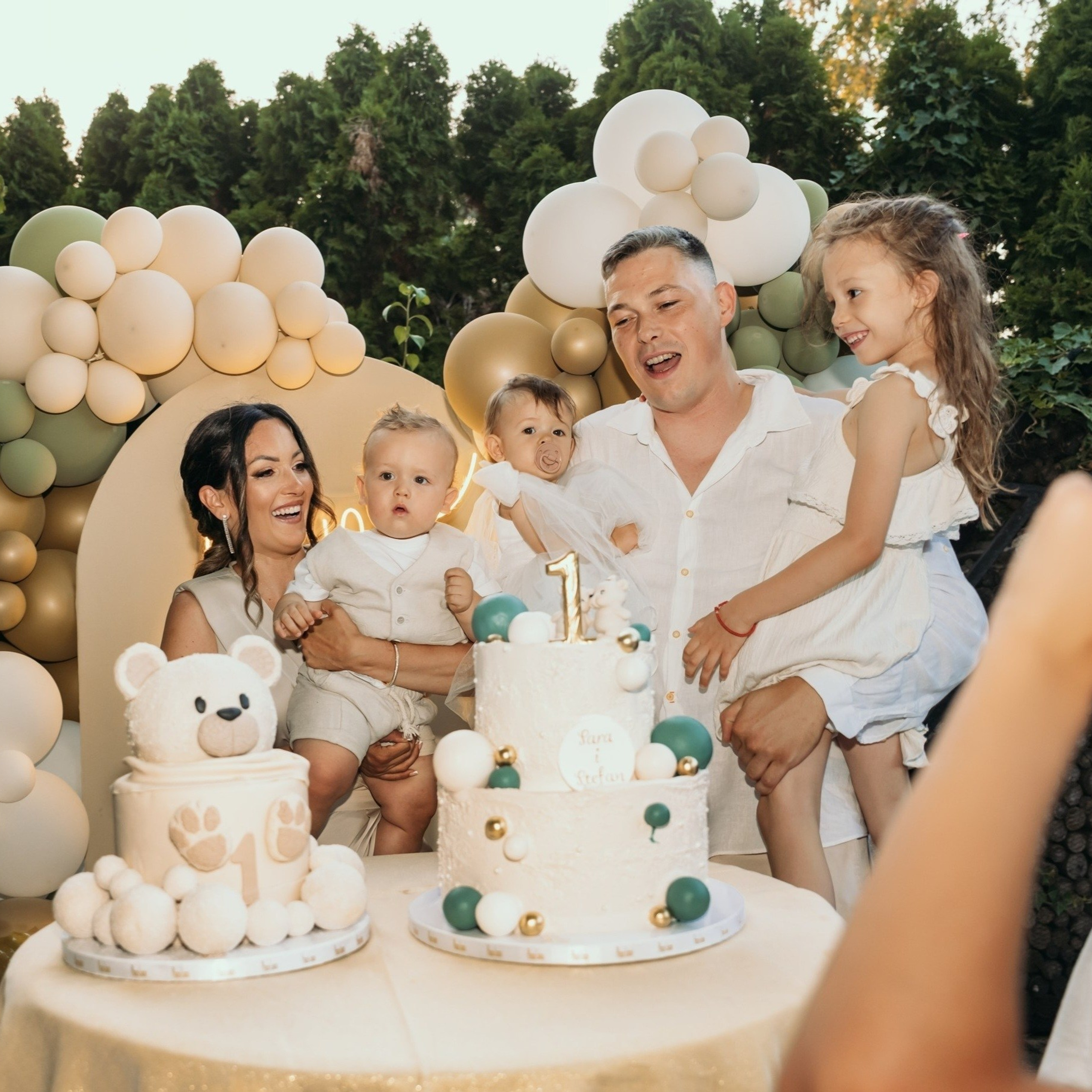 DEČIJI FOTOGRAF BEOGRAD|FOTOGRAFISANJE KRŠTENJA|CAKE SMASH
