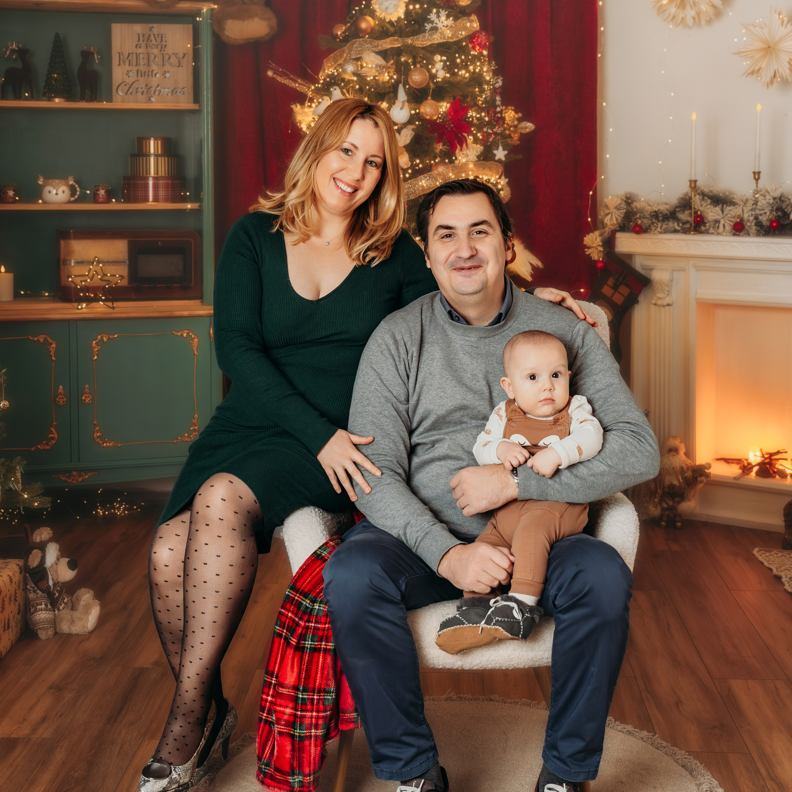 RECENZIJE. DEČIJI FOTOGRAF BEOGRAD|NOVOGODISNJE FOTOGRAFISANJE|CAKE SMASH