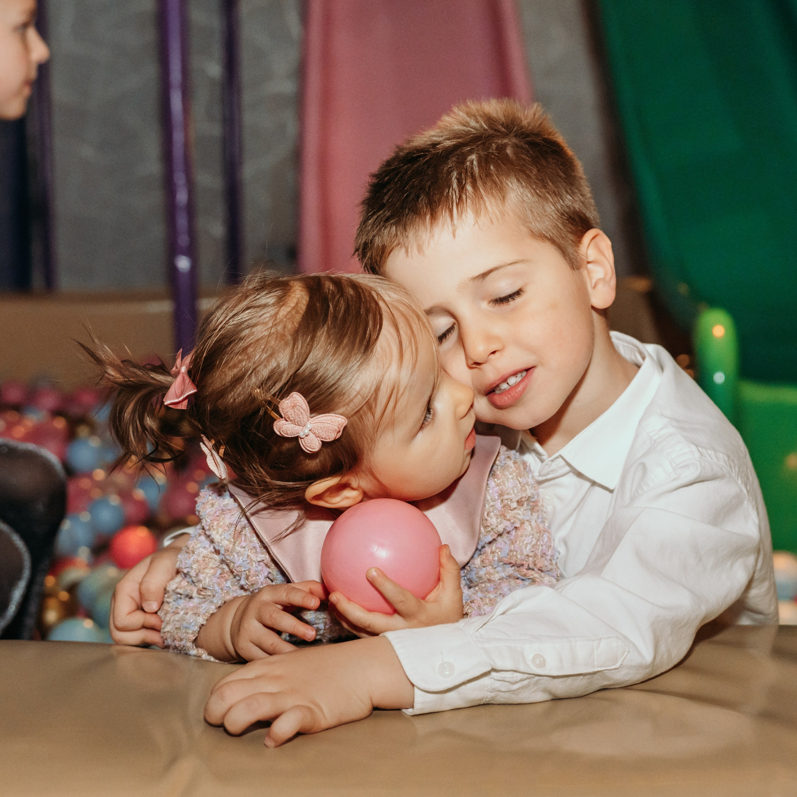 RECENZIJE. DEČIJI FOTOGRAF BEOGRAD|NOVOGODISNJE FOTOGRAFISANJE|CAKE SMASH