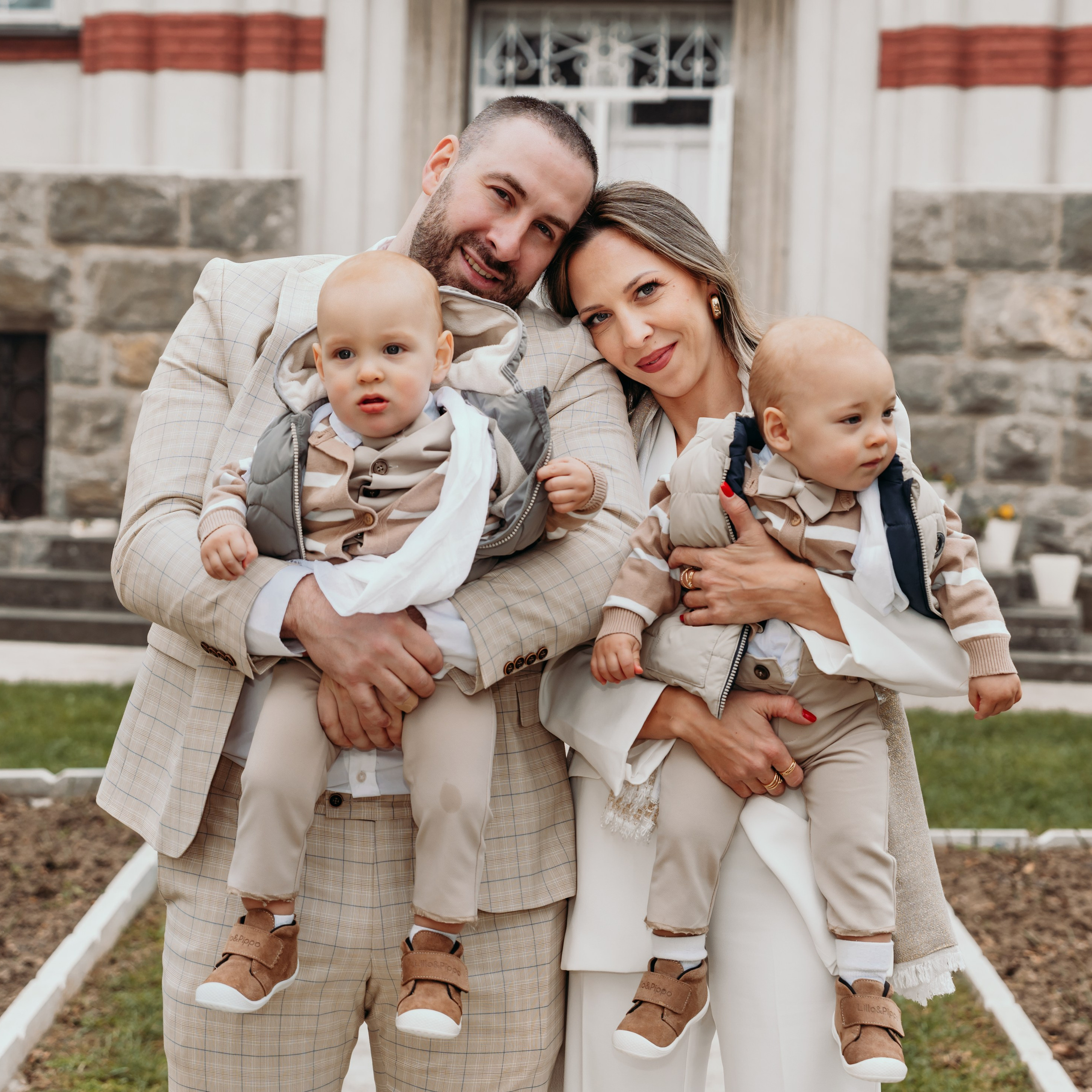 RECENZIJE. DEČIJI FOTOGRAF BEOGRAD|NOVOGODISNJE FOTOGRAFISANJE|CAKE SMASH