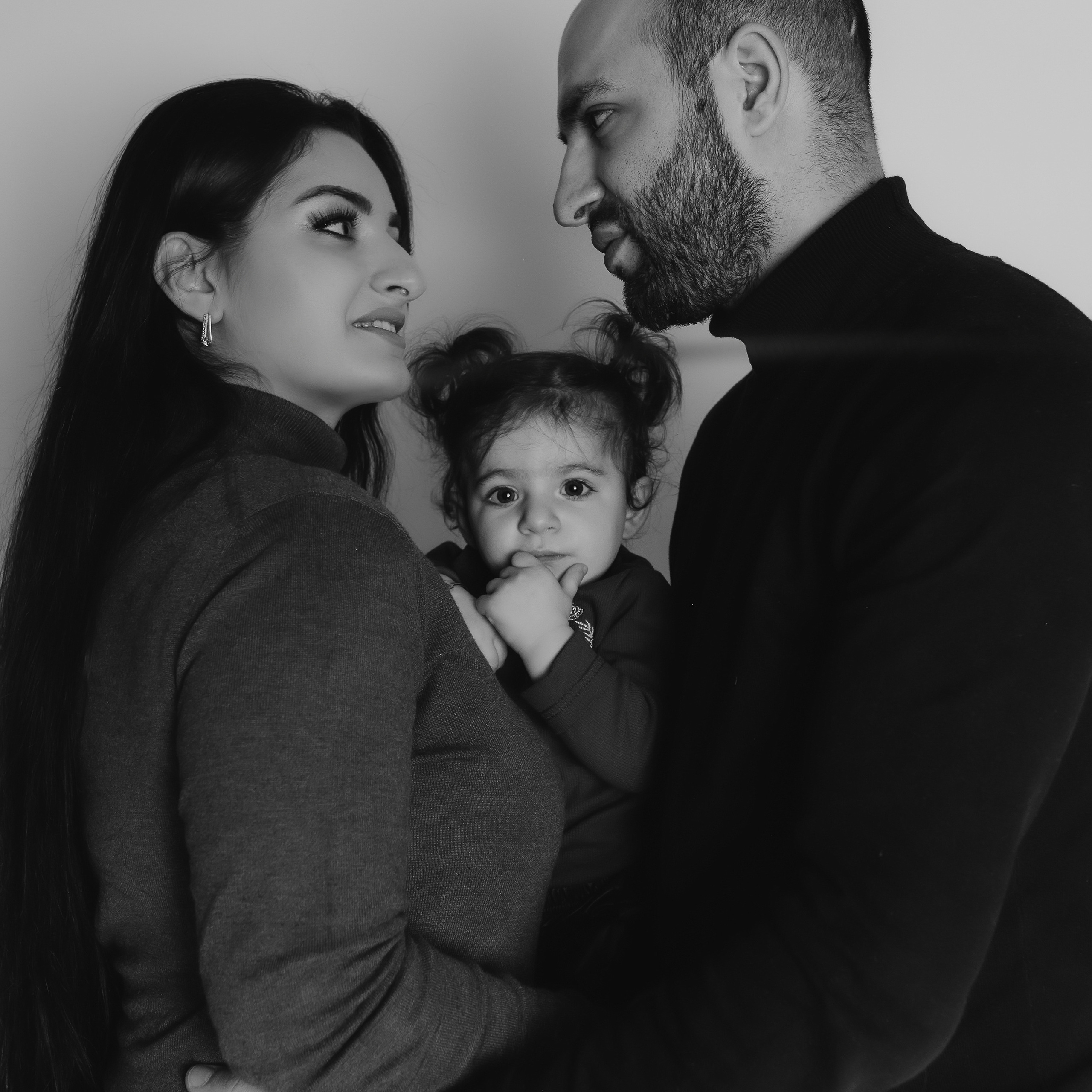 REVIEWS. FAMILY AND WEDDING PHOTOGRAPHER IN LONDON MARINA RIVA