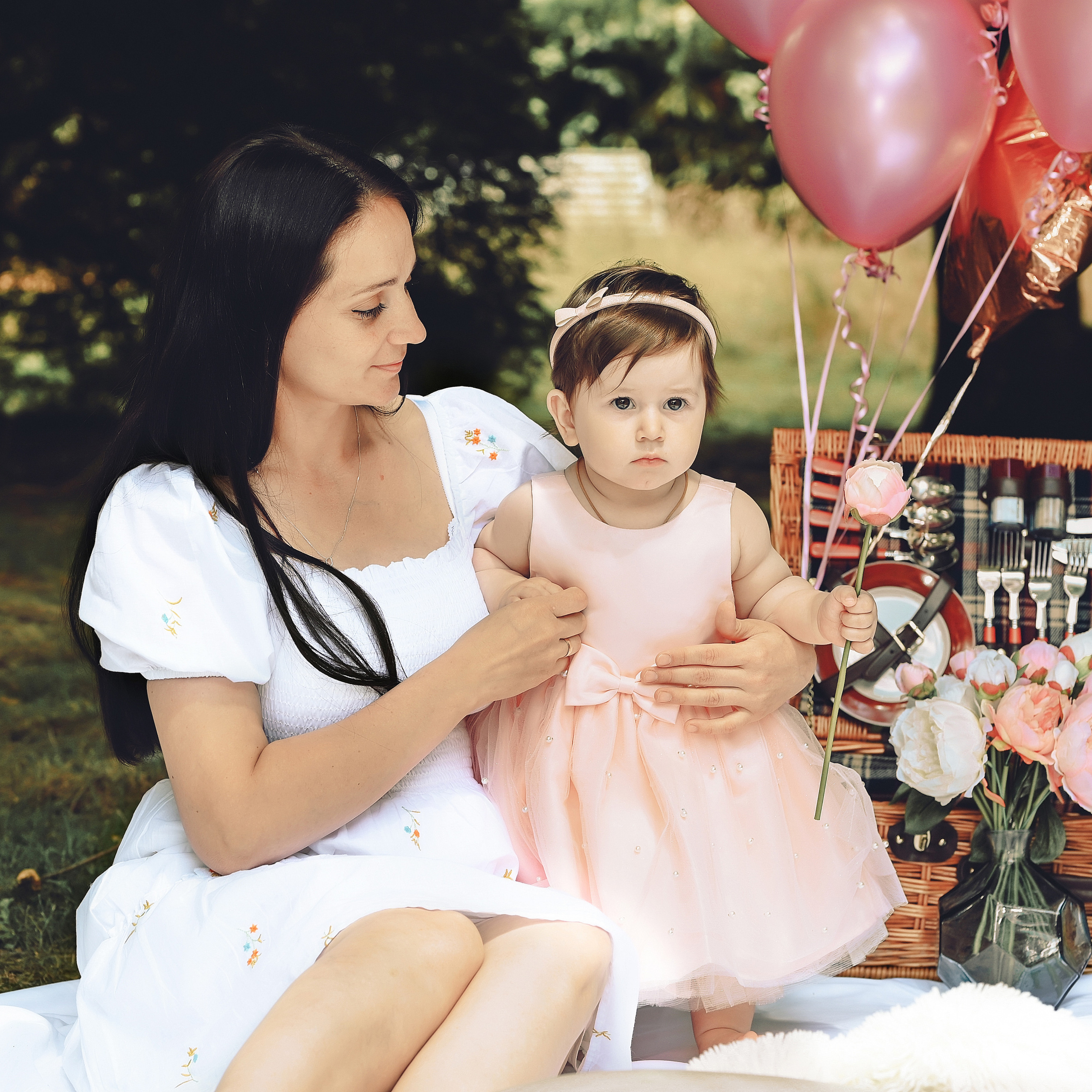 REVIEWS. FAMILY AND WEDDING PHOTOGRAPHER IN LONDON MARINA RIVA