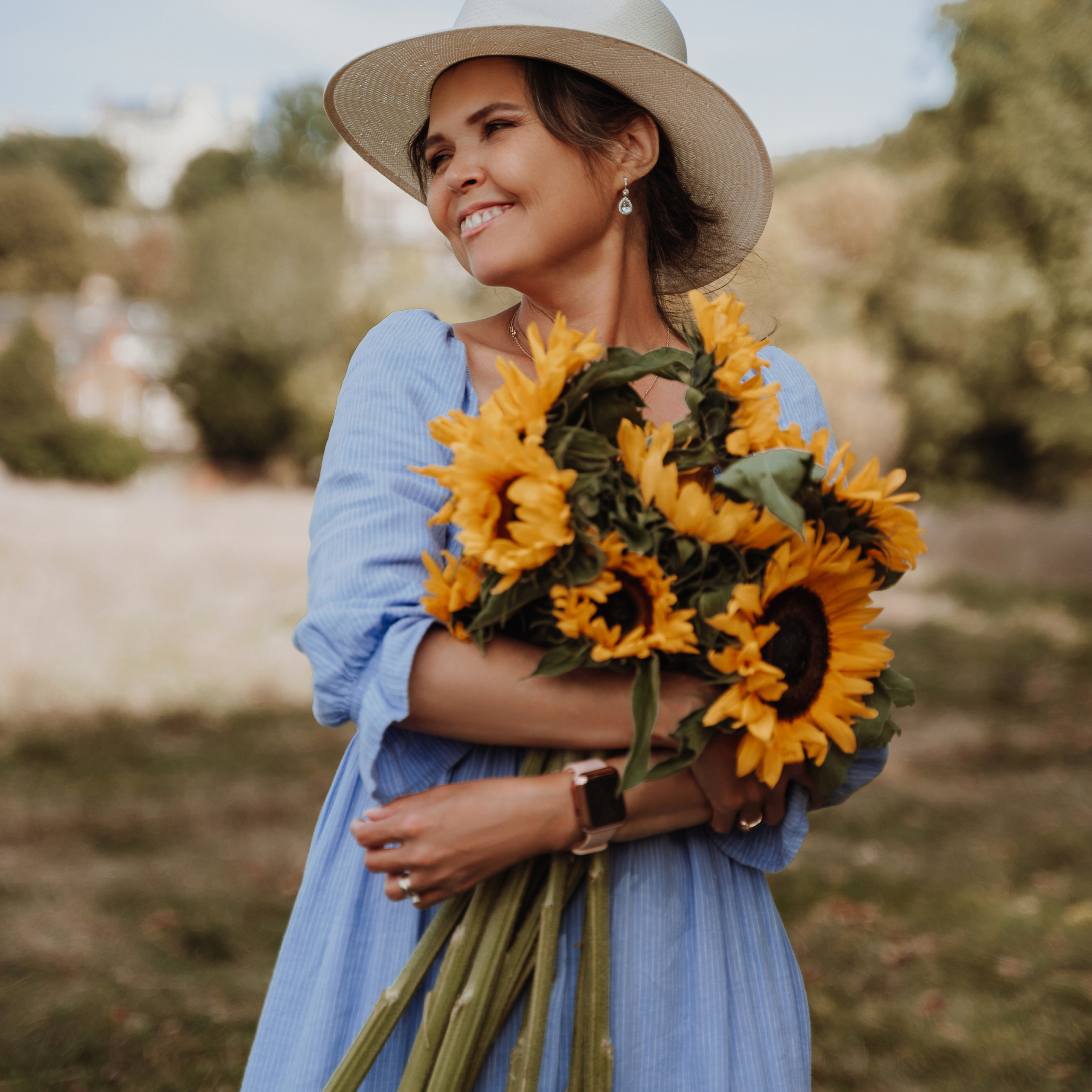 REVIEWS. FAMILY AND WEDDING PHOTOGRAPHER IN LONDON MARINA RIVA