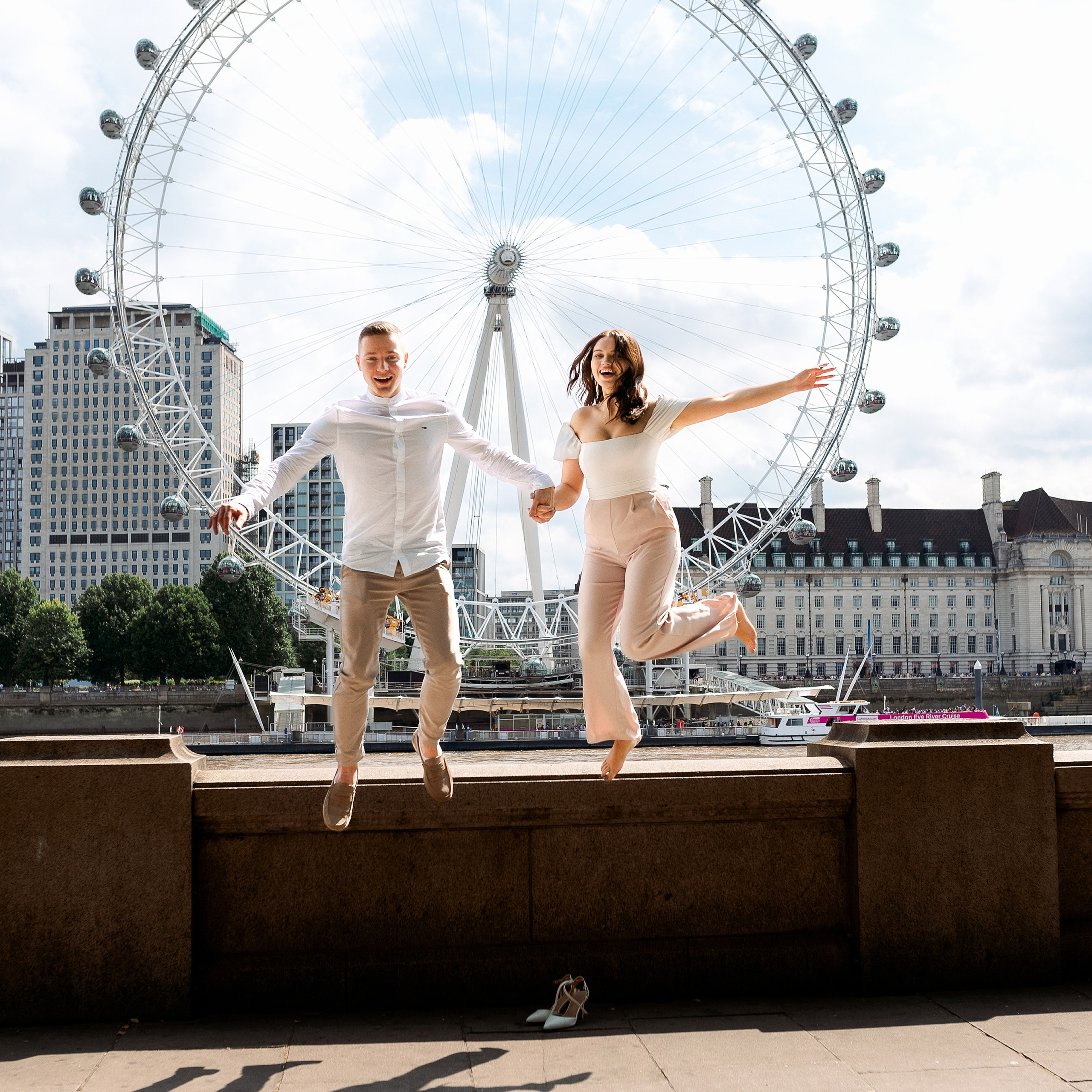 REVIEWS. FAMILY AND WEDDING PHOTOGRAPHER IN LONDON MARINA RIVA