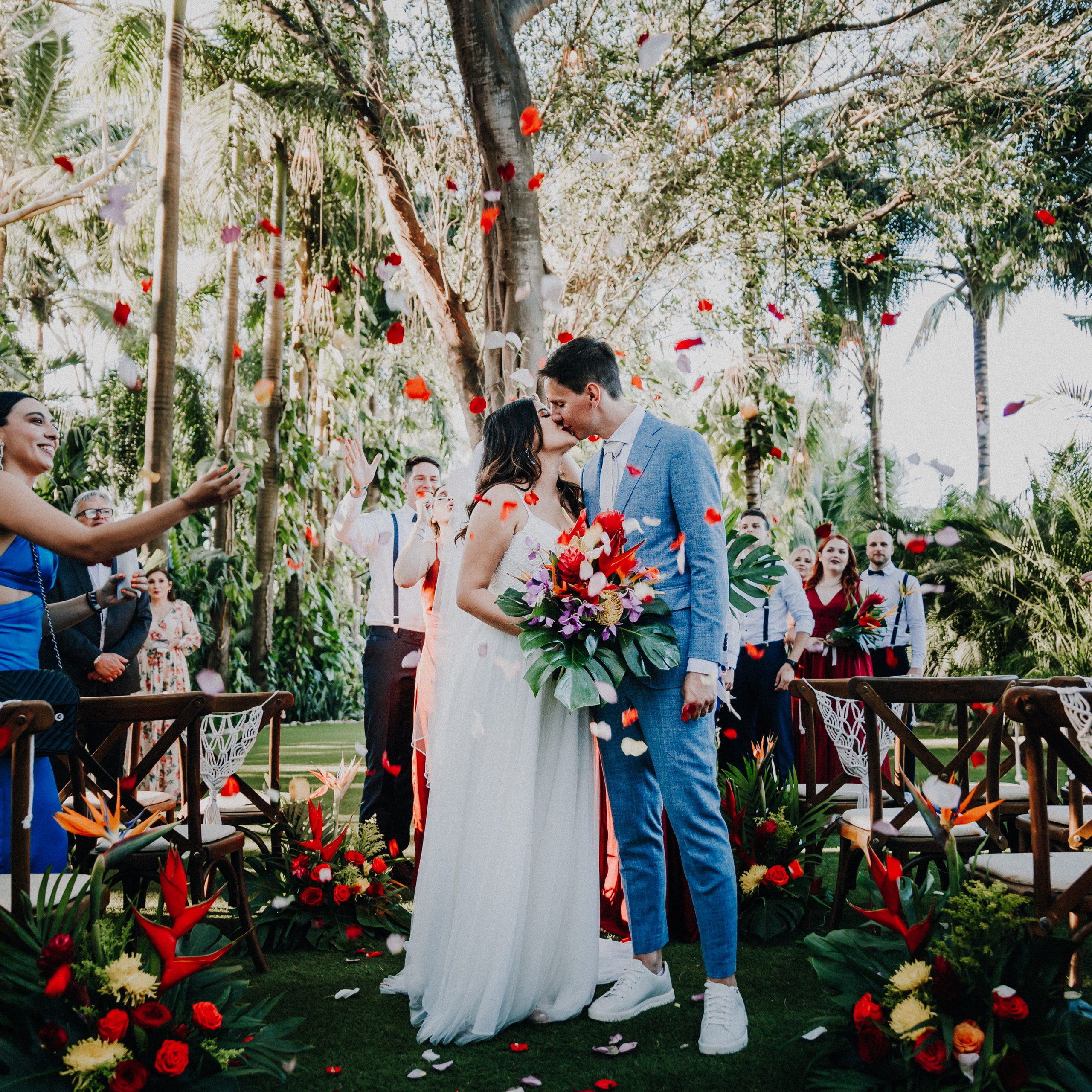 Reseñas. Fotógrafo de Bodas en México Puerto Vallarta y Riviera Nayarit | VL photo & film