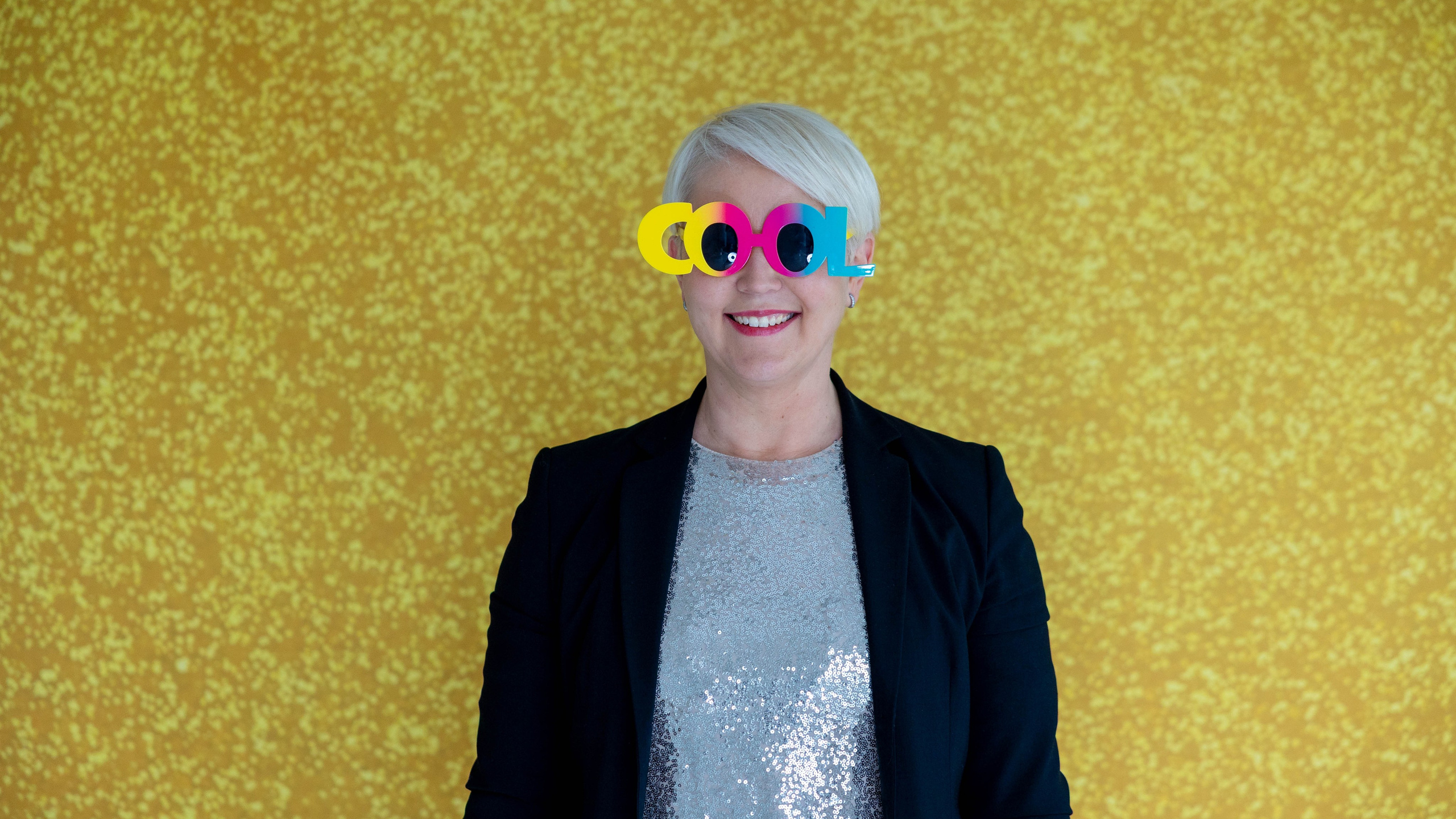 Taustad Fotoboksile ja Fotopeeglile. Fotobox I Fotopeegel I Photobooth I Fotoboksi rent Eestis