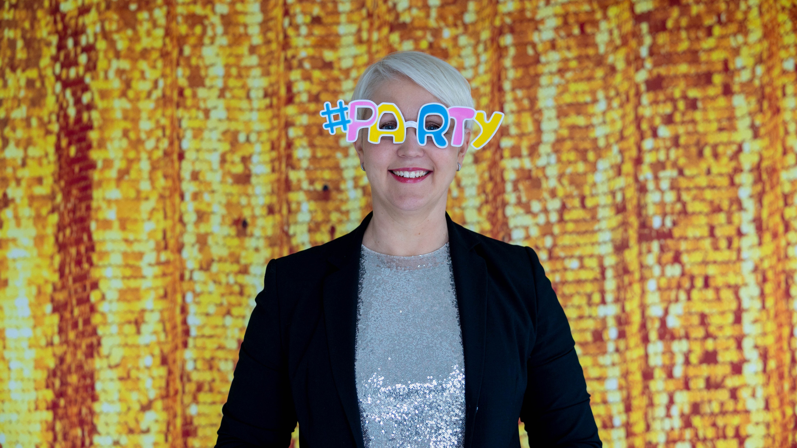 Taustad Fotoboksile ja Fotopeeglile. Fotobox I Fotopeegel I Photobooth I Fotoboksi rent Eestis