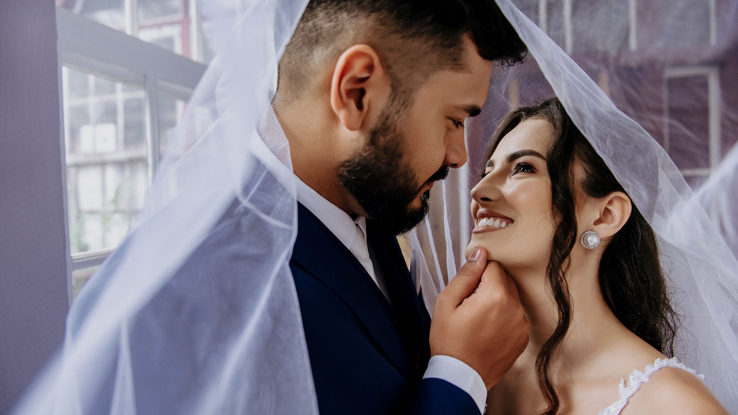 RAFAELLA E&nbsp;SAMUEL