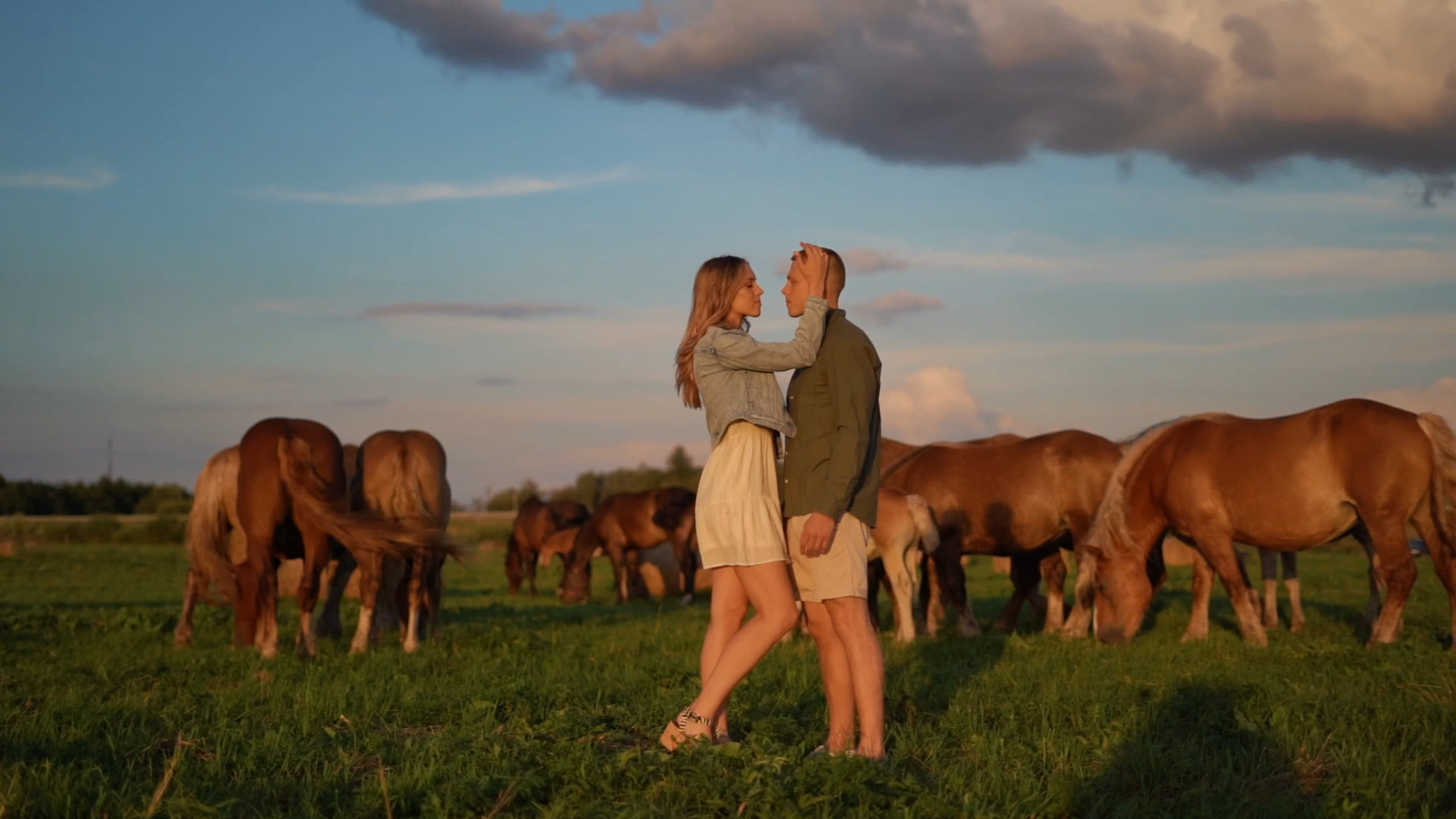 Видео. Макар Кириков — свадебный и семейный фотограф Даугавпилс, Рига, Вильну