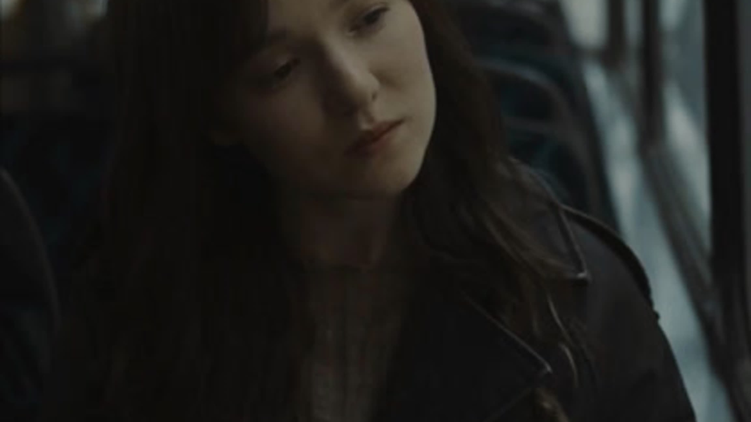 Киноработы оператора, режиссёра, монтажера и выдумщика Ивана Черных. Стрит-фотография, полная абсурда, идиотизма и красоты