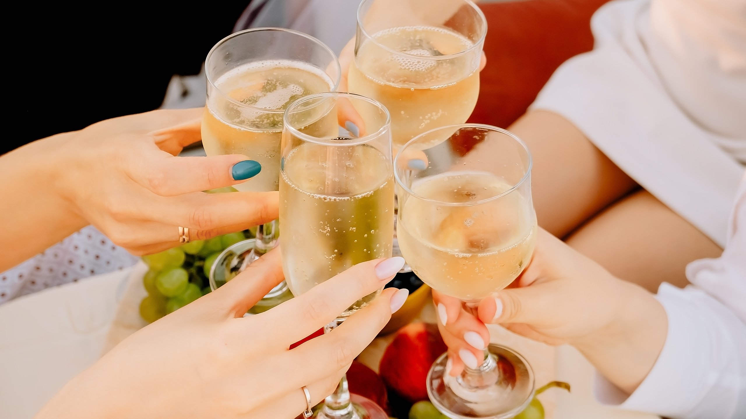 дівич-вечір на яхті