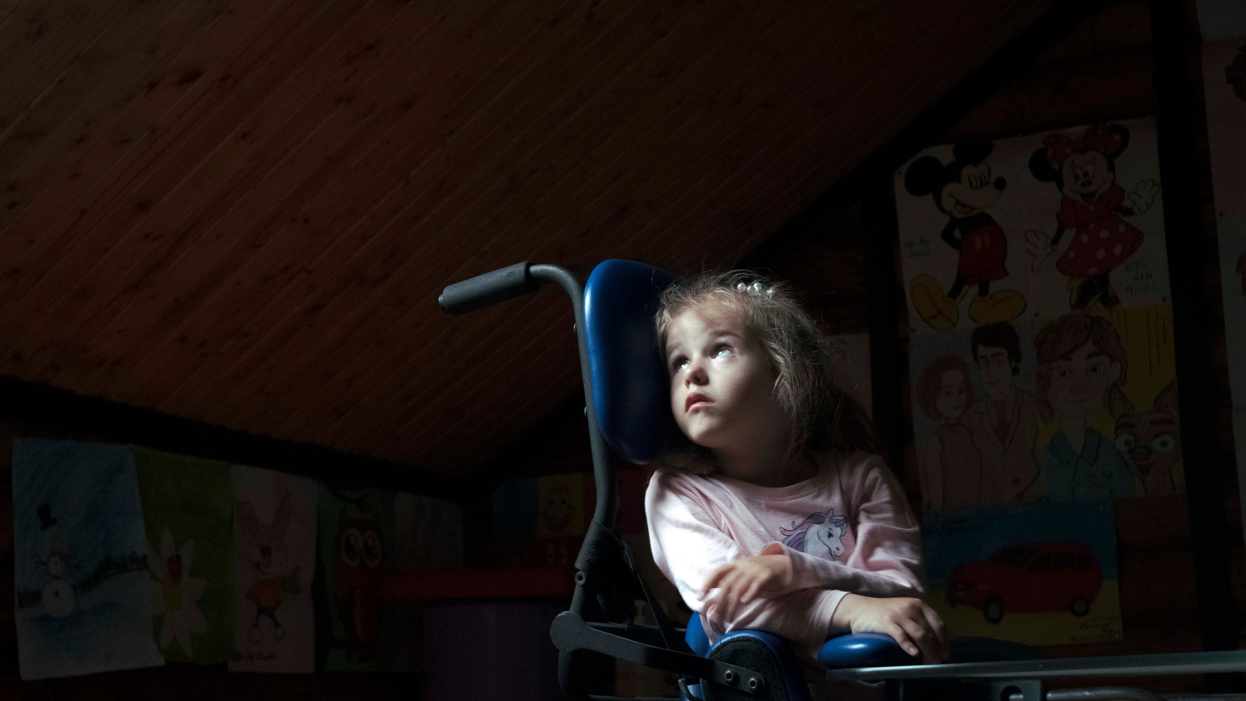 CIRCLE. Dara Petrova