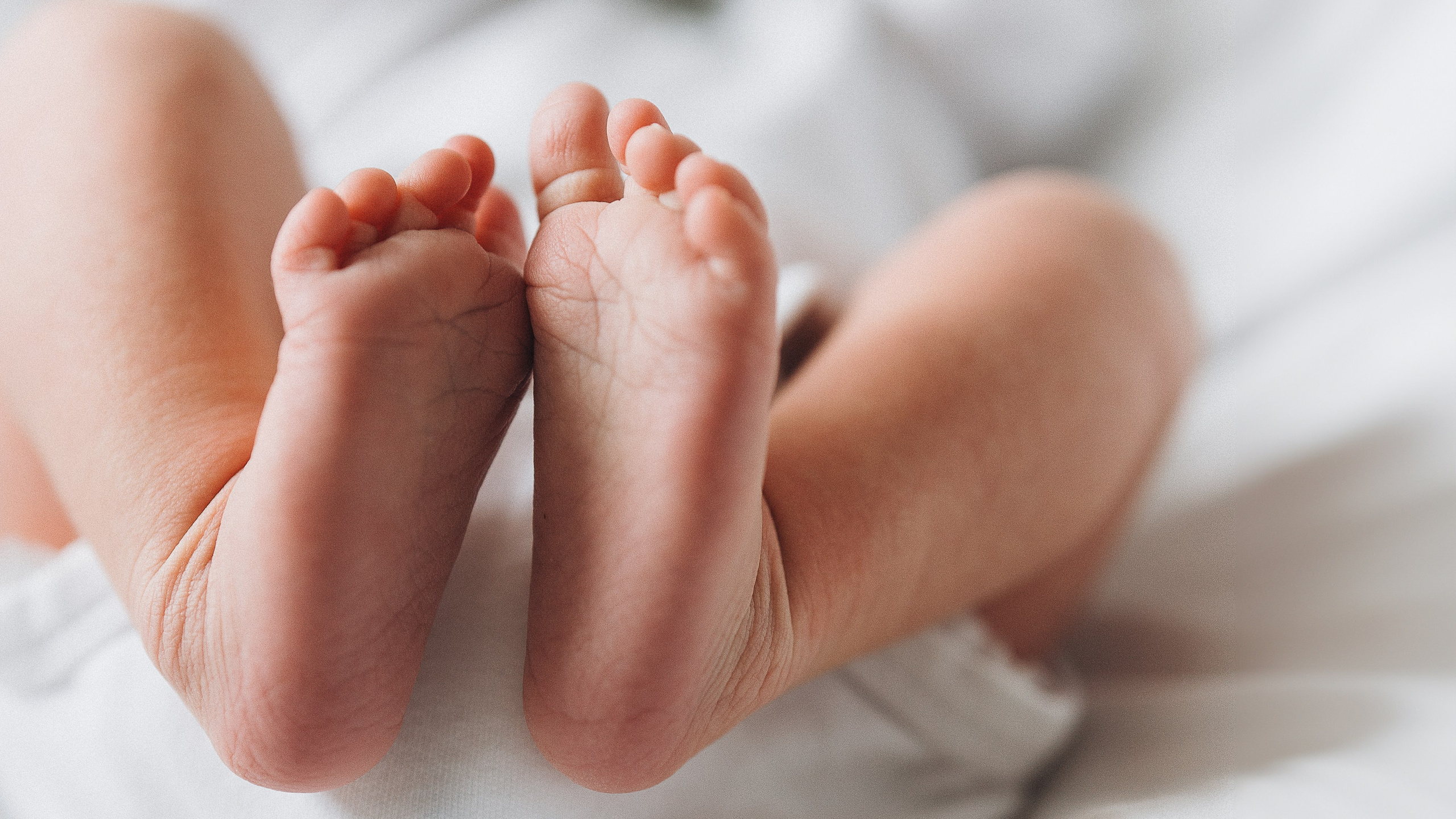 Baby girl home shooting