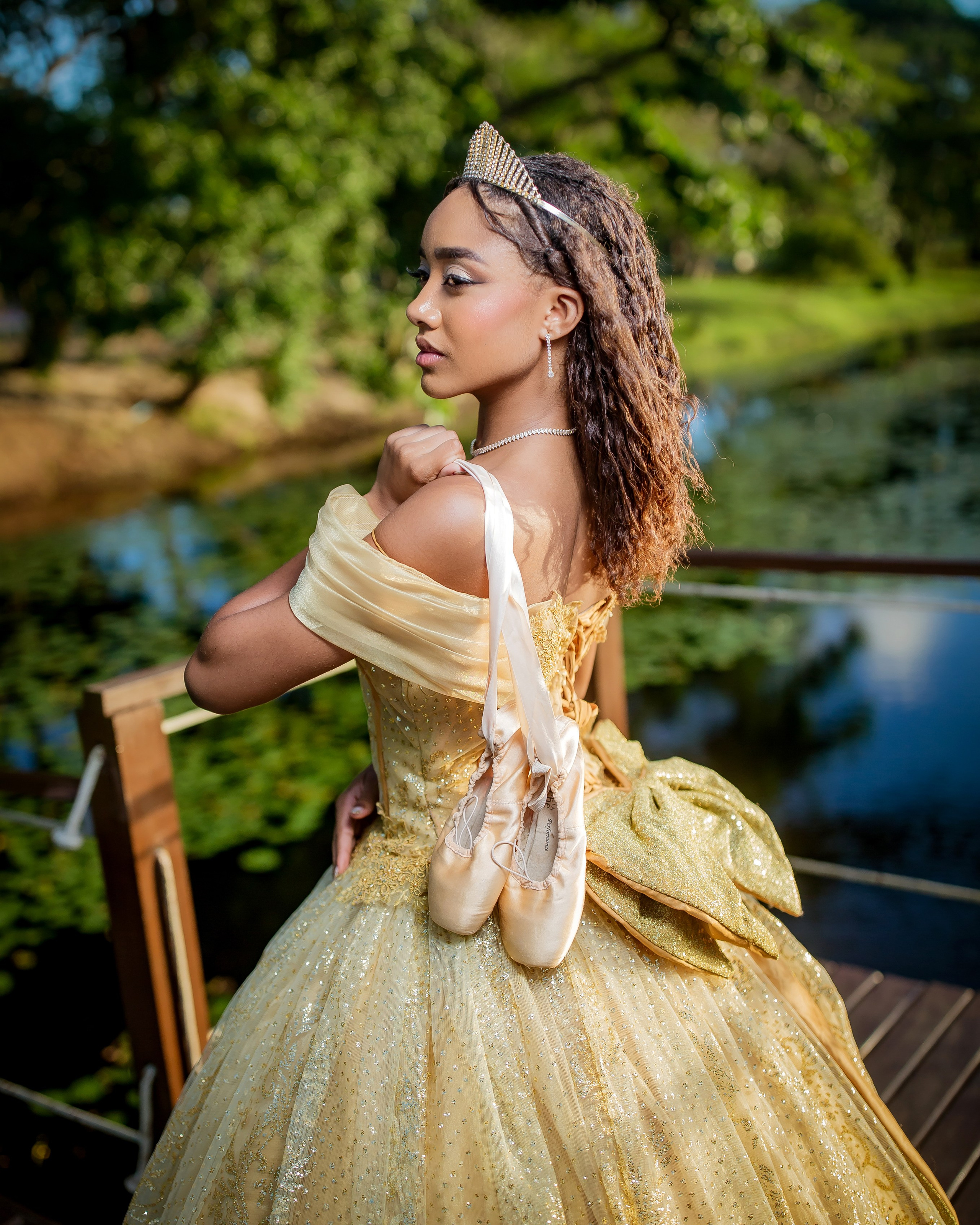 Ensaio XV&nbsp;anos&nbsp;— Yasmin (tema princesa tiana)
