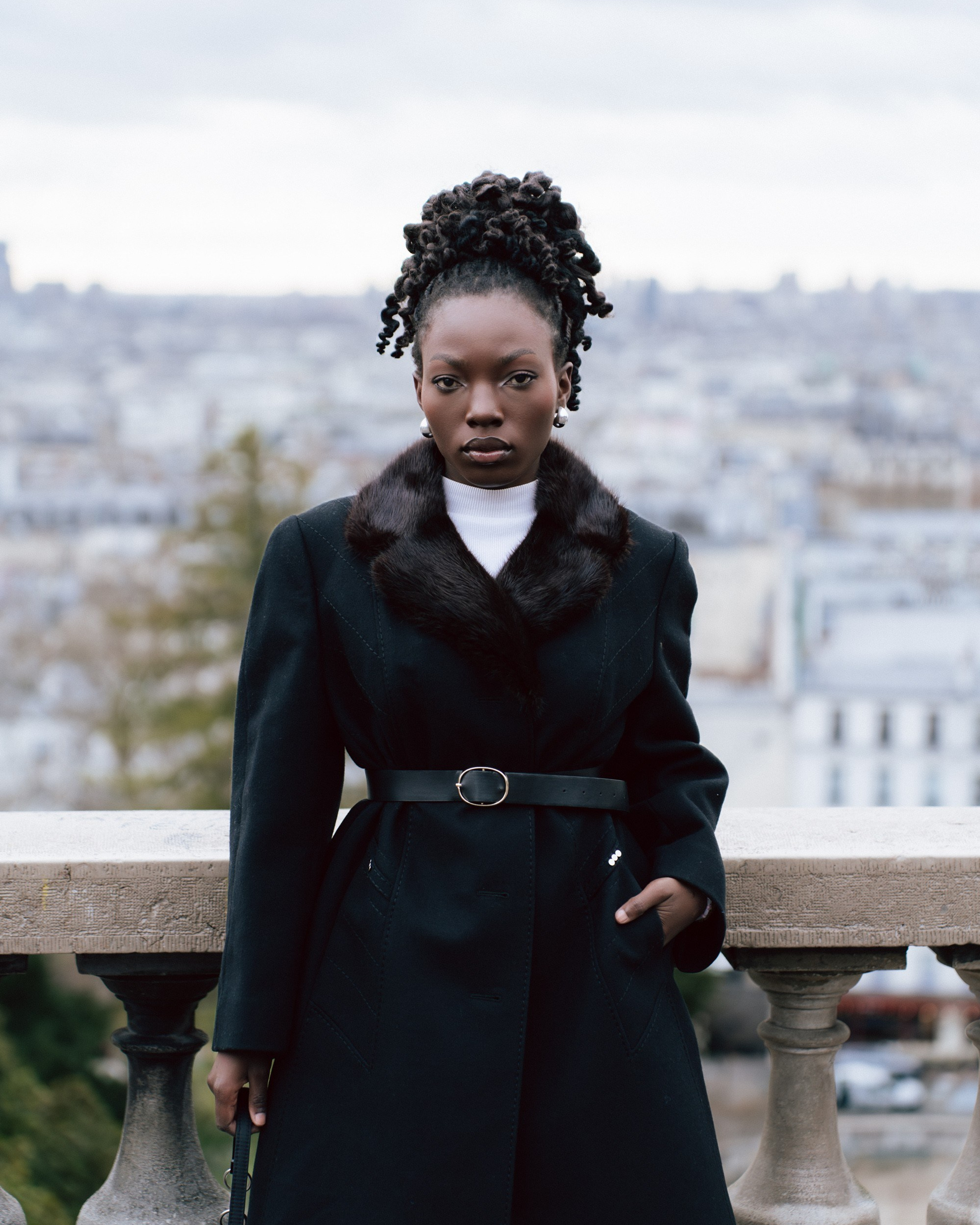 Solo Portrait Session: Monmartre
