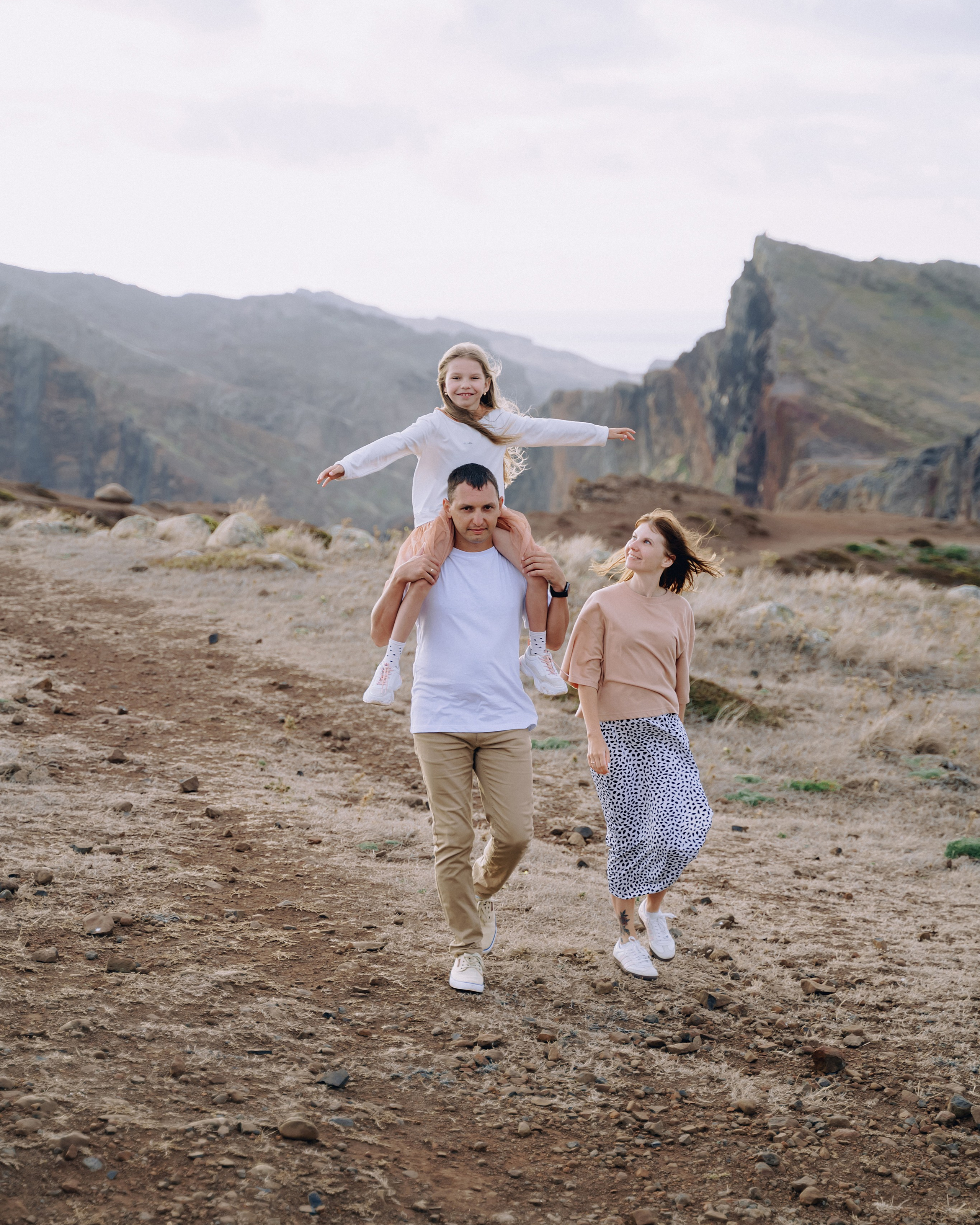 Alina & Andrey family, Caniçal Viewpoint