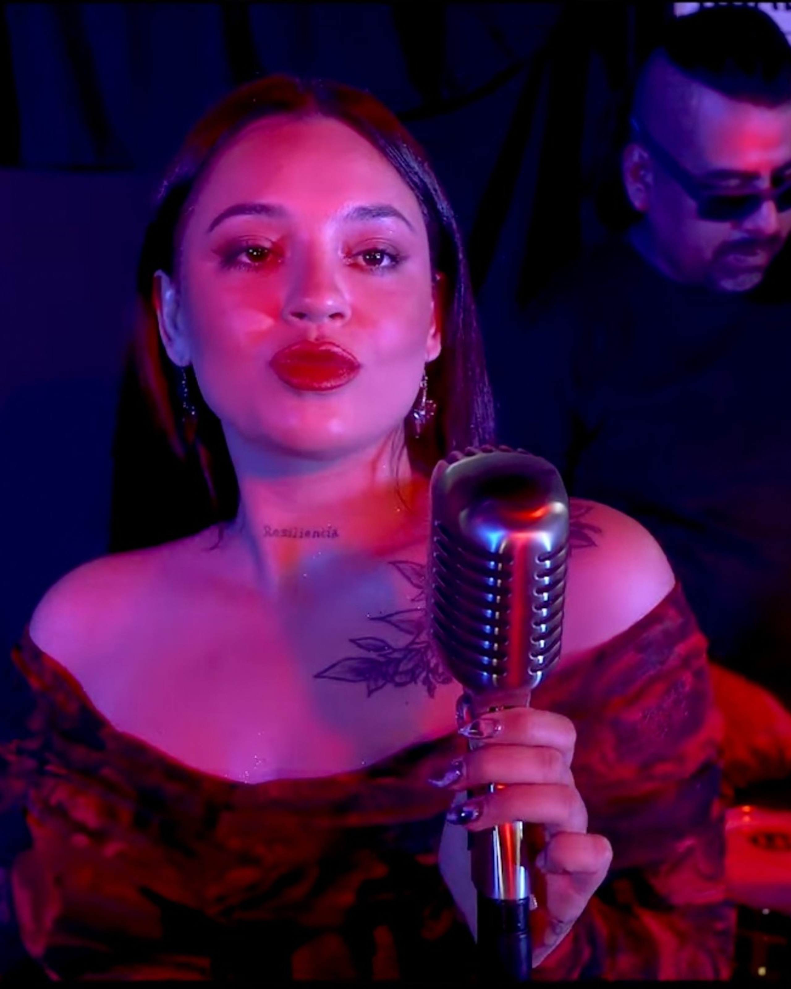 VIDEOCLIP «Hoy me arrepiento - David Leiva, Fifi Palacios, Treekoo»