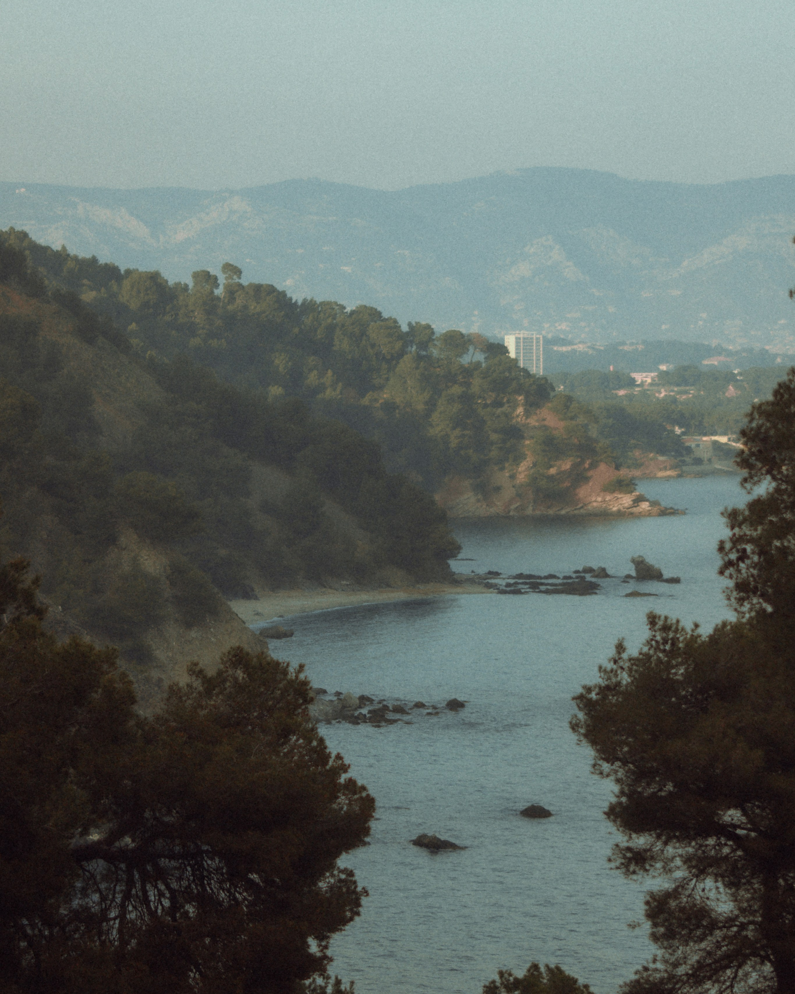 Massif du Cap-Sicié: plages de St.Selon, Jonquet, Boeuf