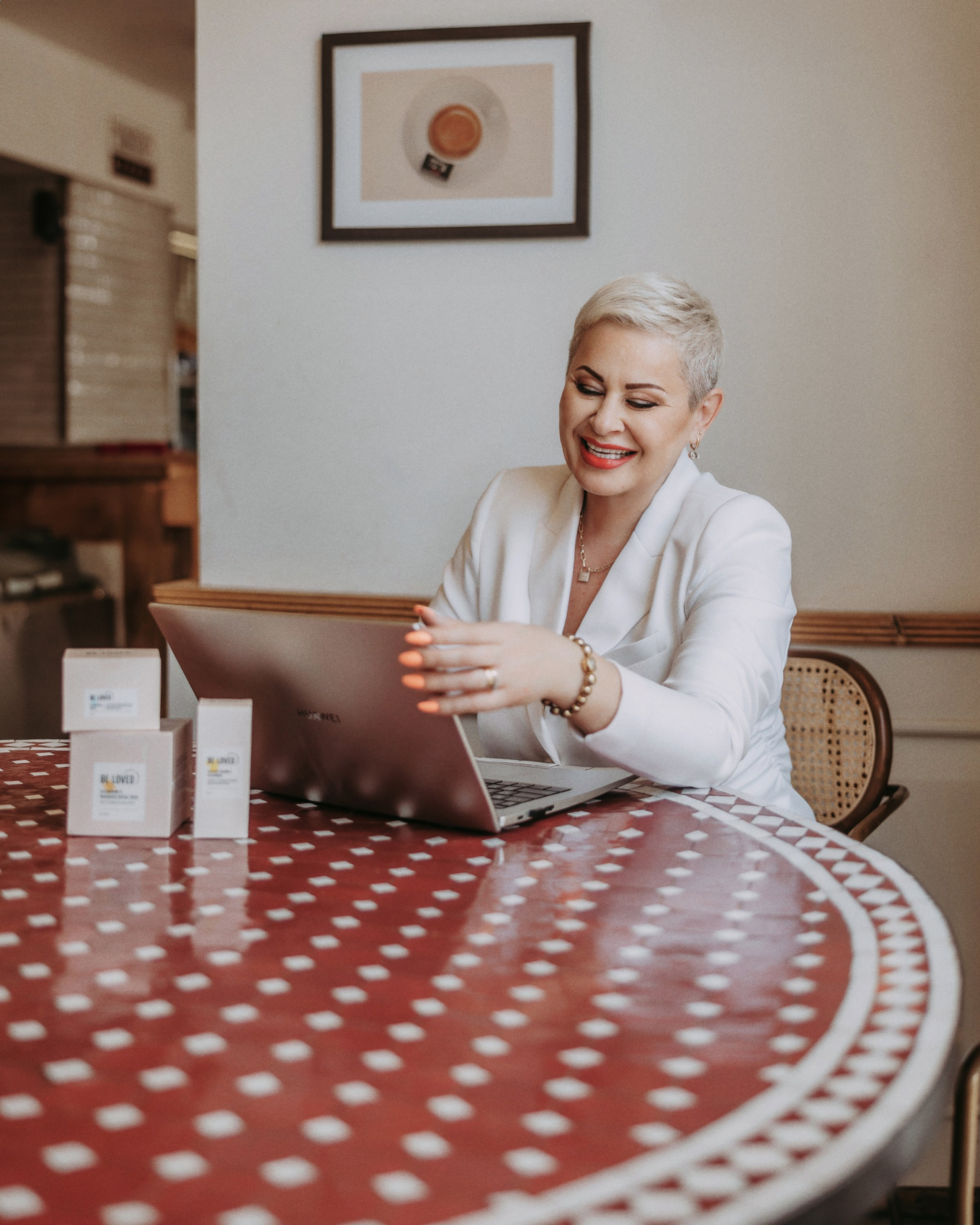 Business and social media content.