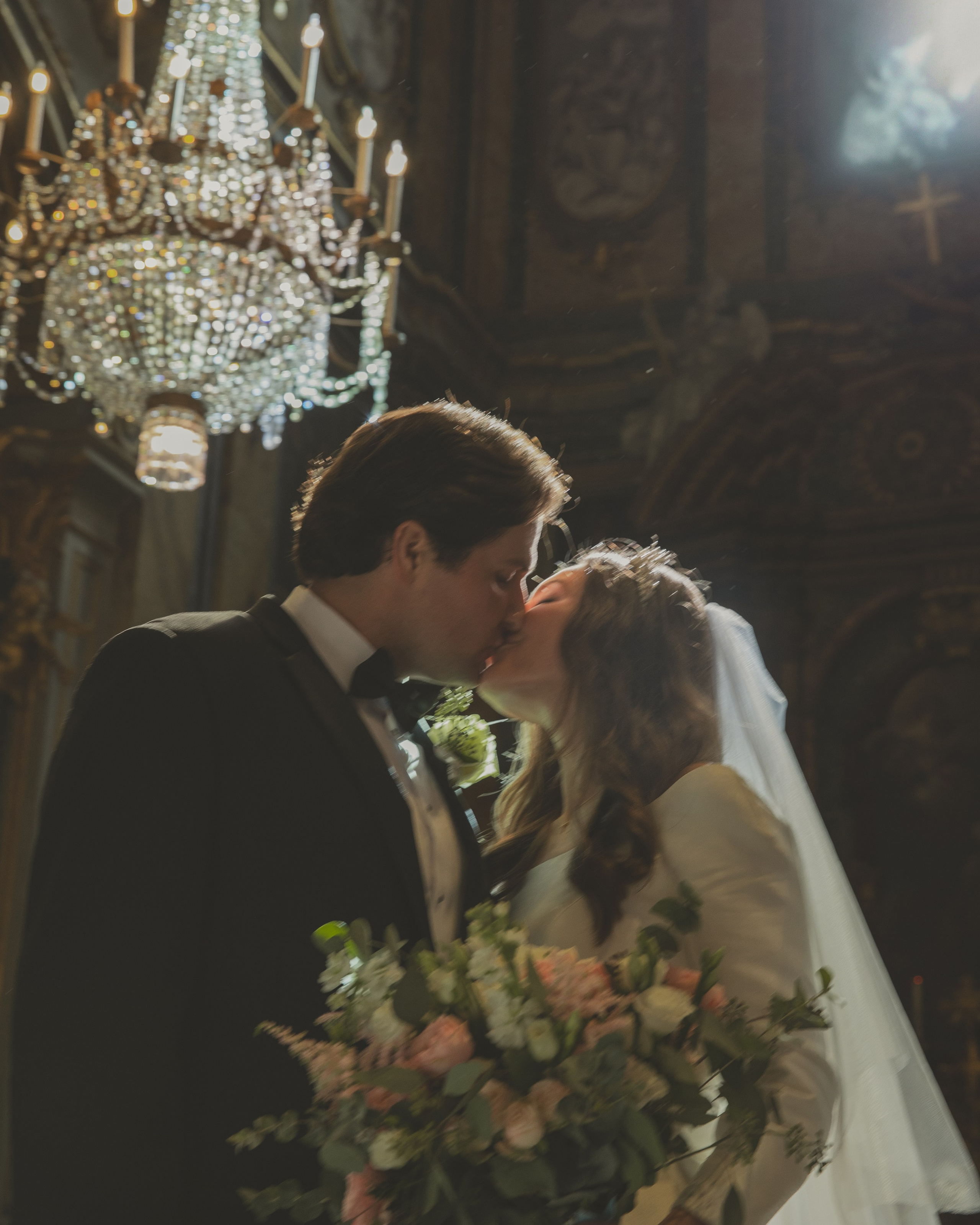 ANALISE & CHRISTOPHER ELOPEMENT
