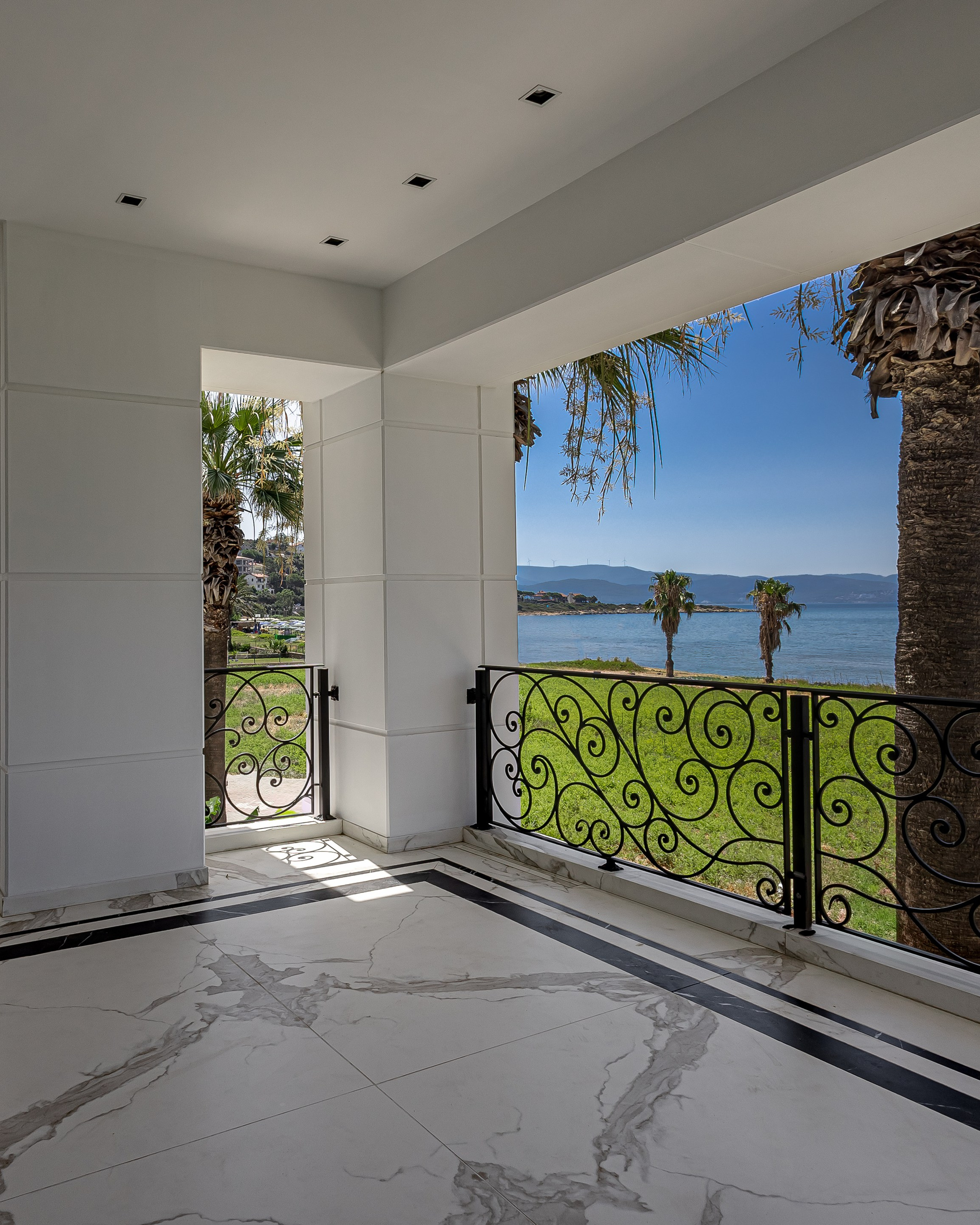 Вилла на берегу моря премиум класса