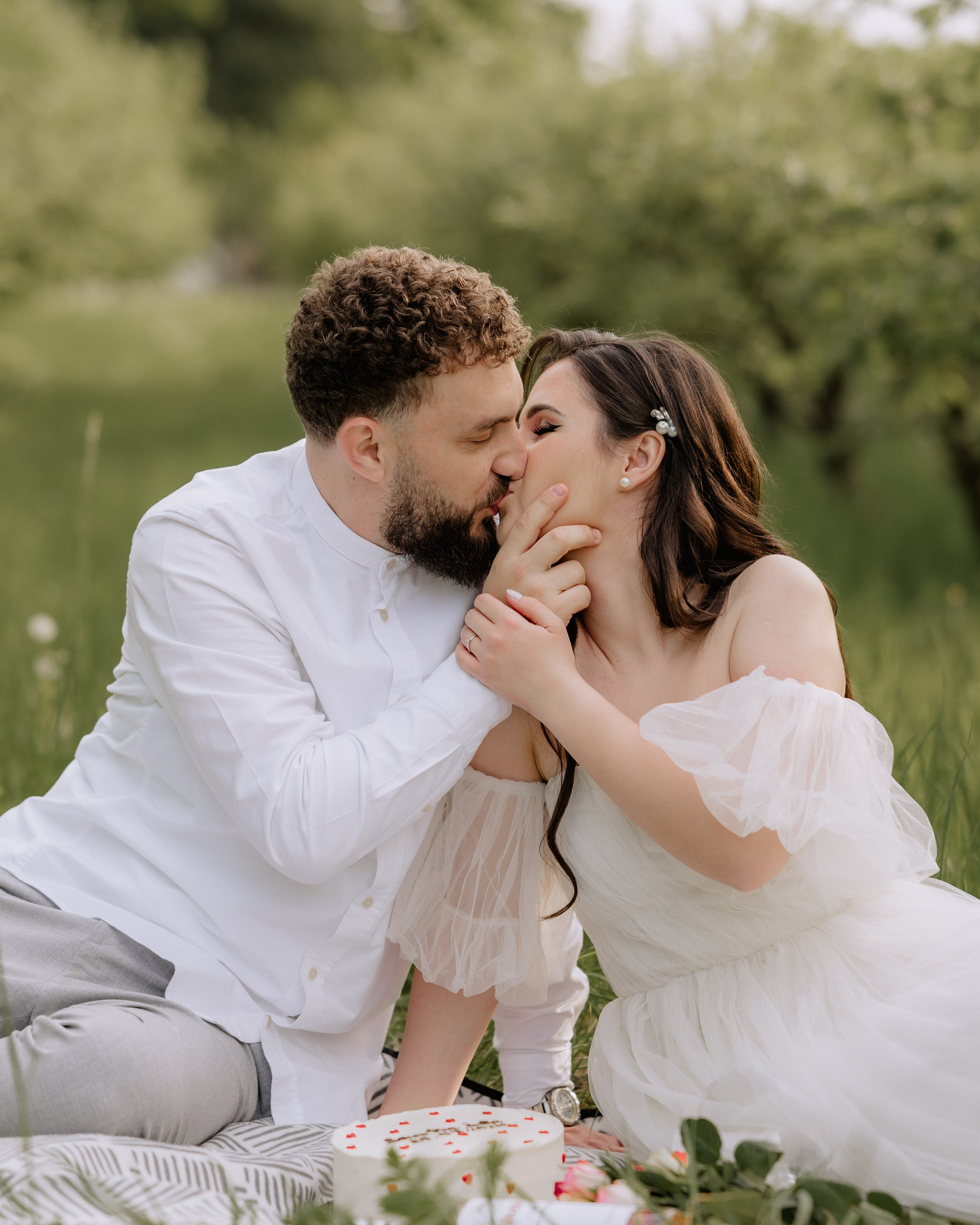 Magda + Andrei | Lovers in the garden
