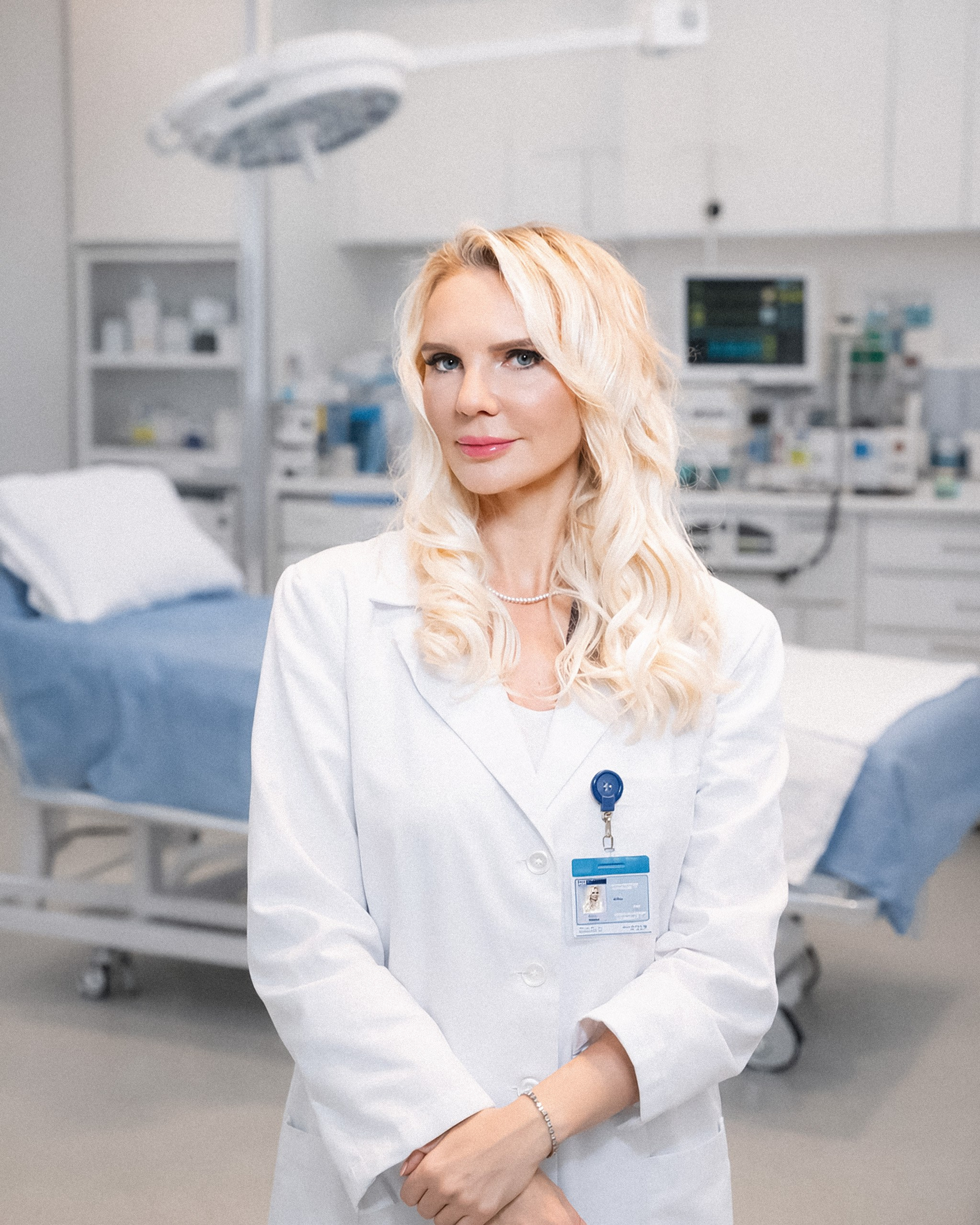Dr Lana