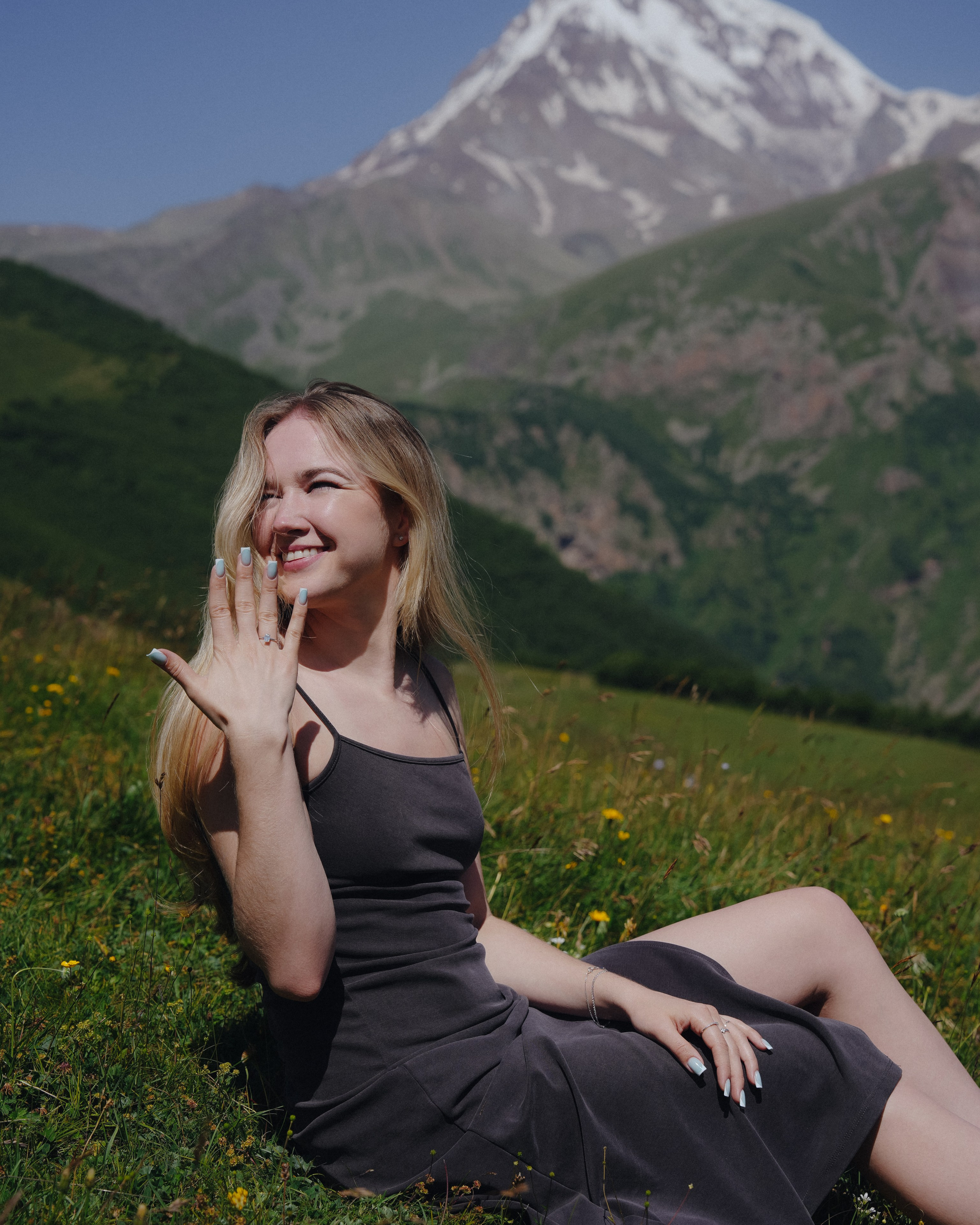 Dasha & Nikita (Kazbegi)