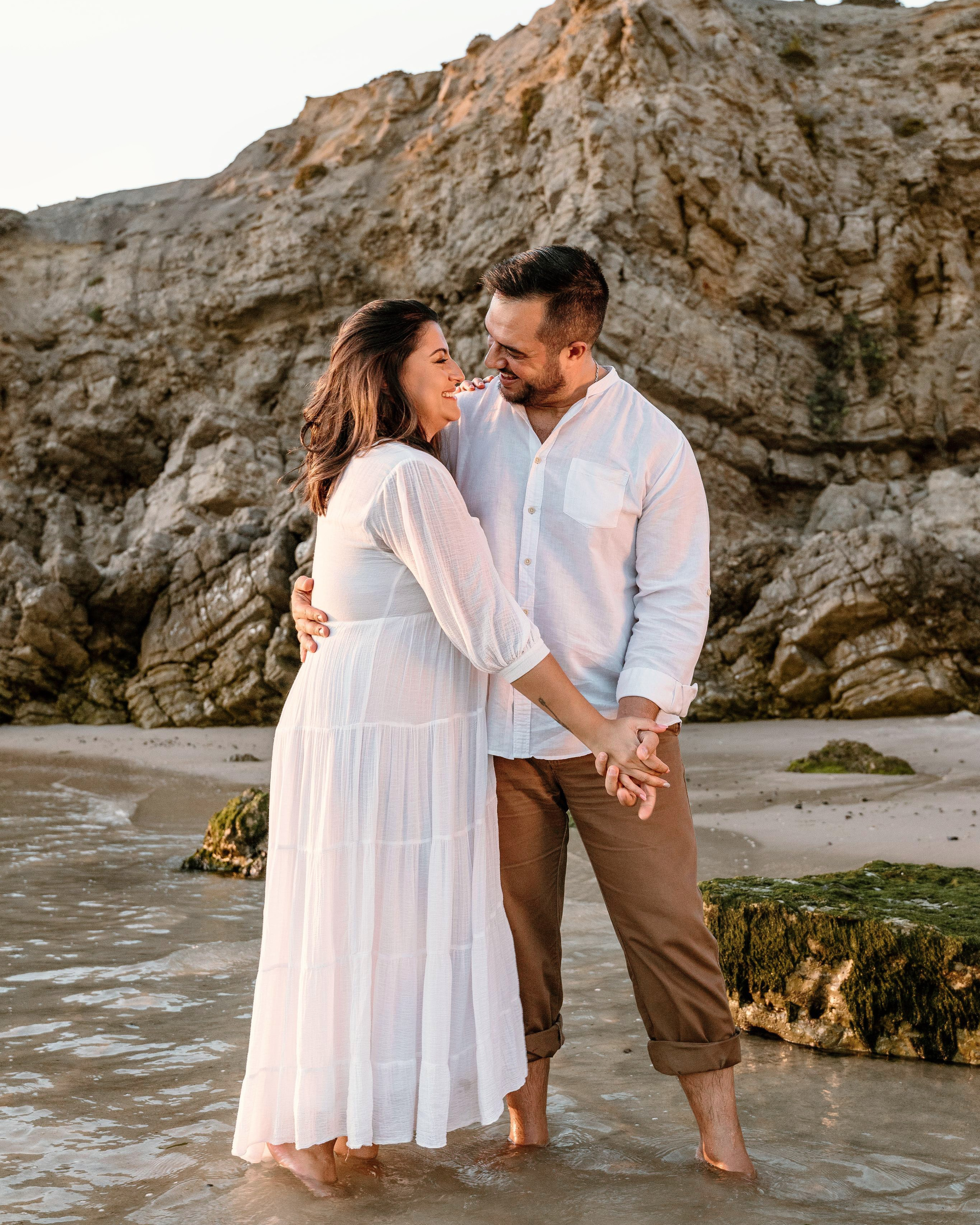 Sessão Maternidade na Praia de Paredes da Vitória