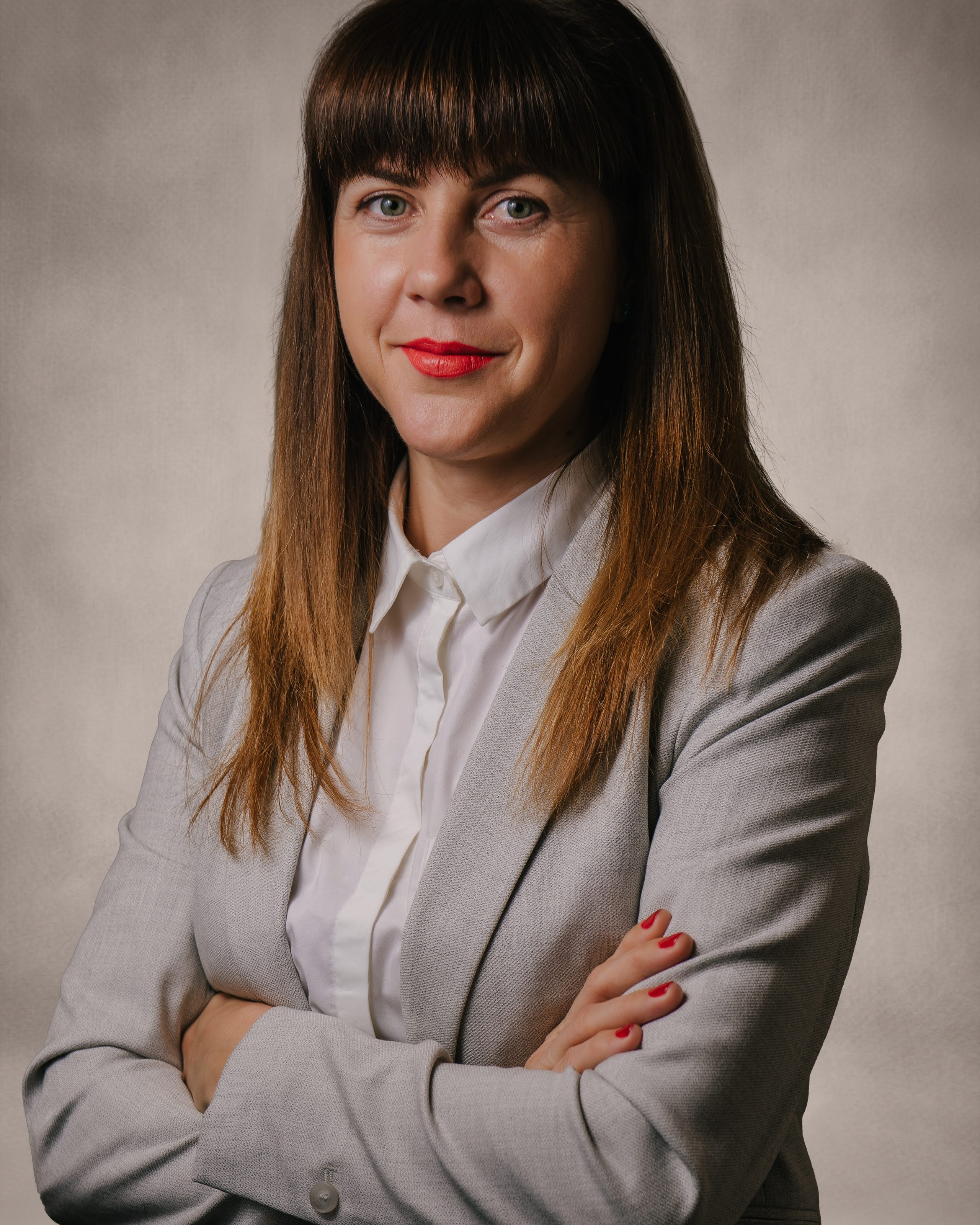 AdCont — Portret corporate