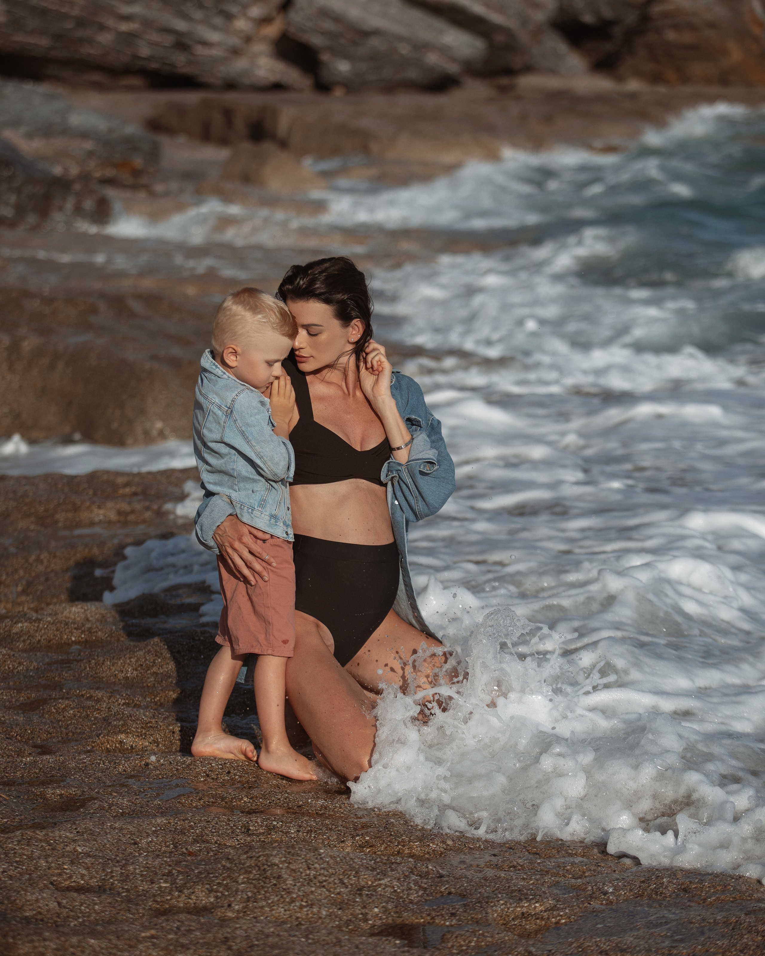 Улаш (Alanya) Пляжная фотосессия мамы с сыном