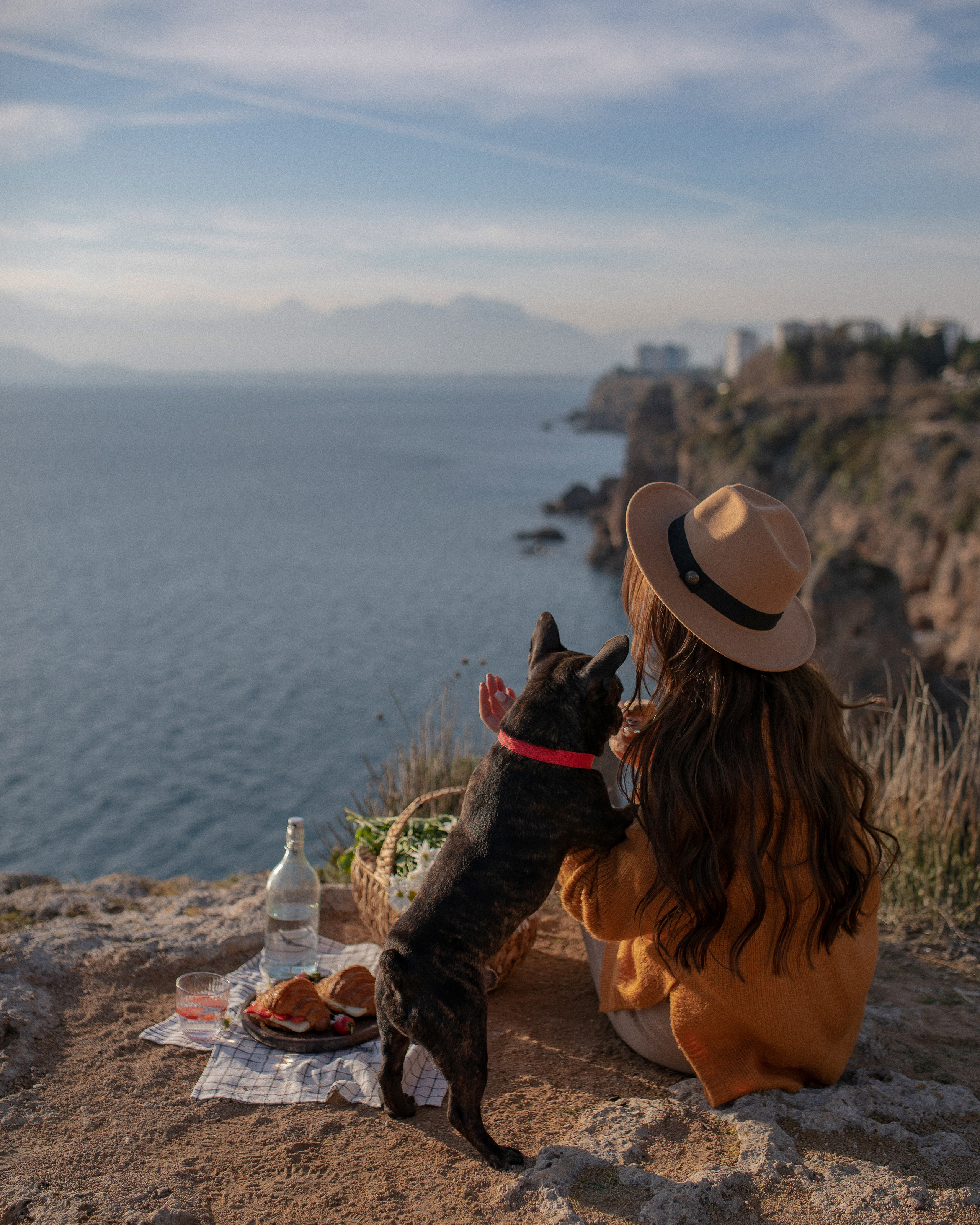 Пикник на скалах (Лара)