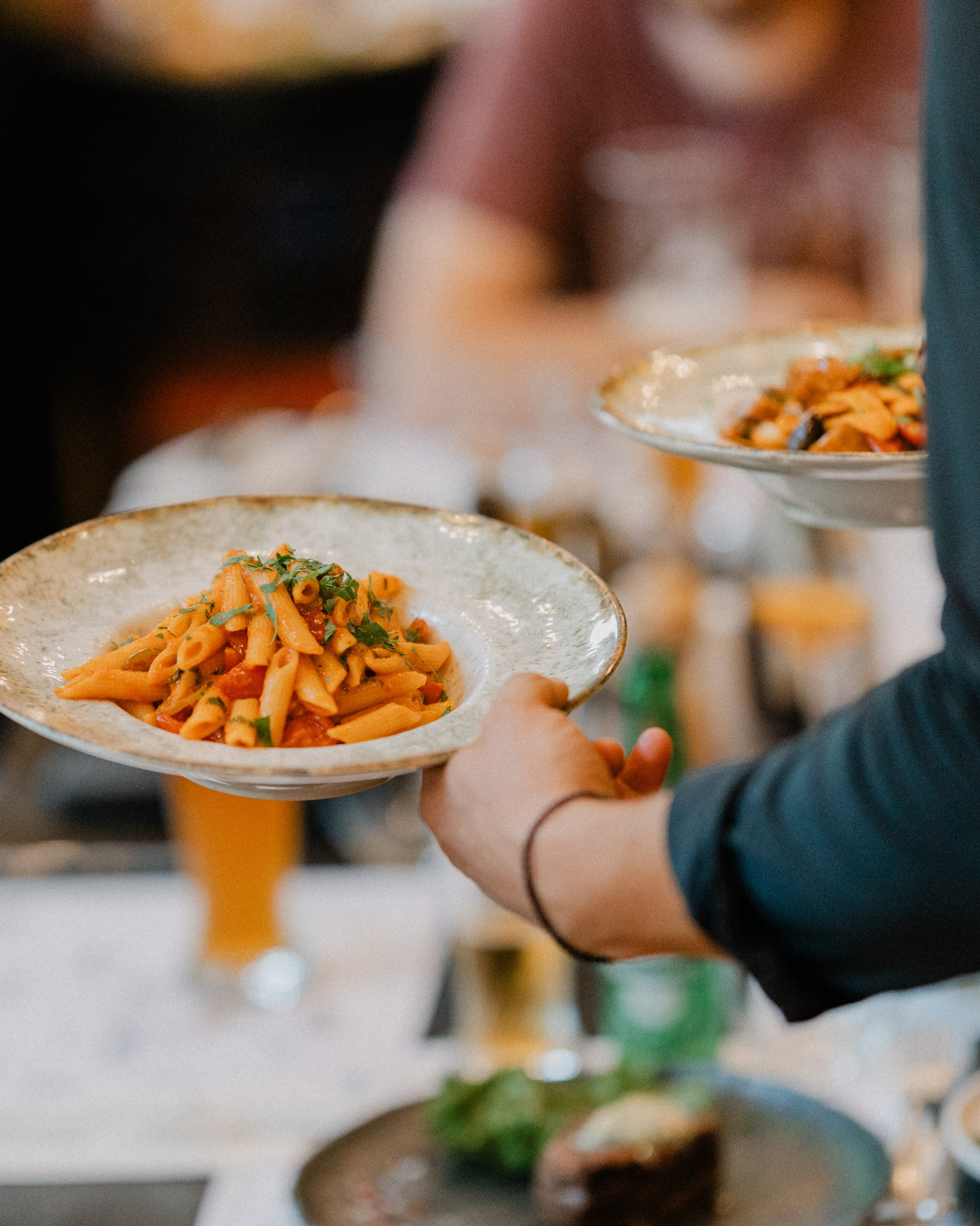 Mâncare & Restaurante