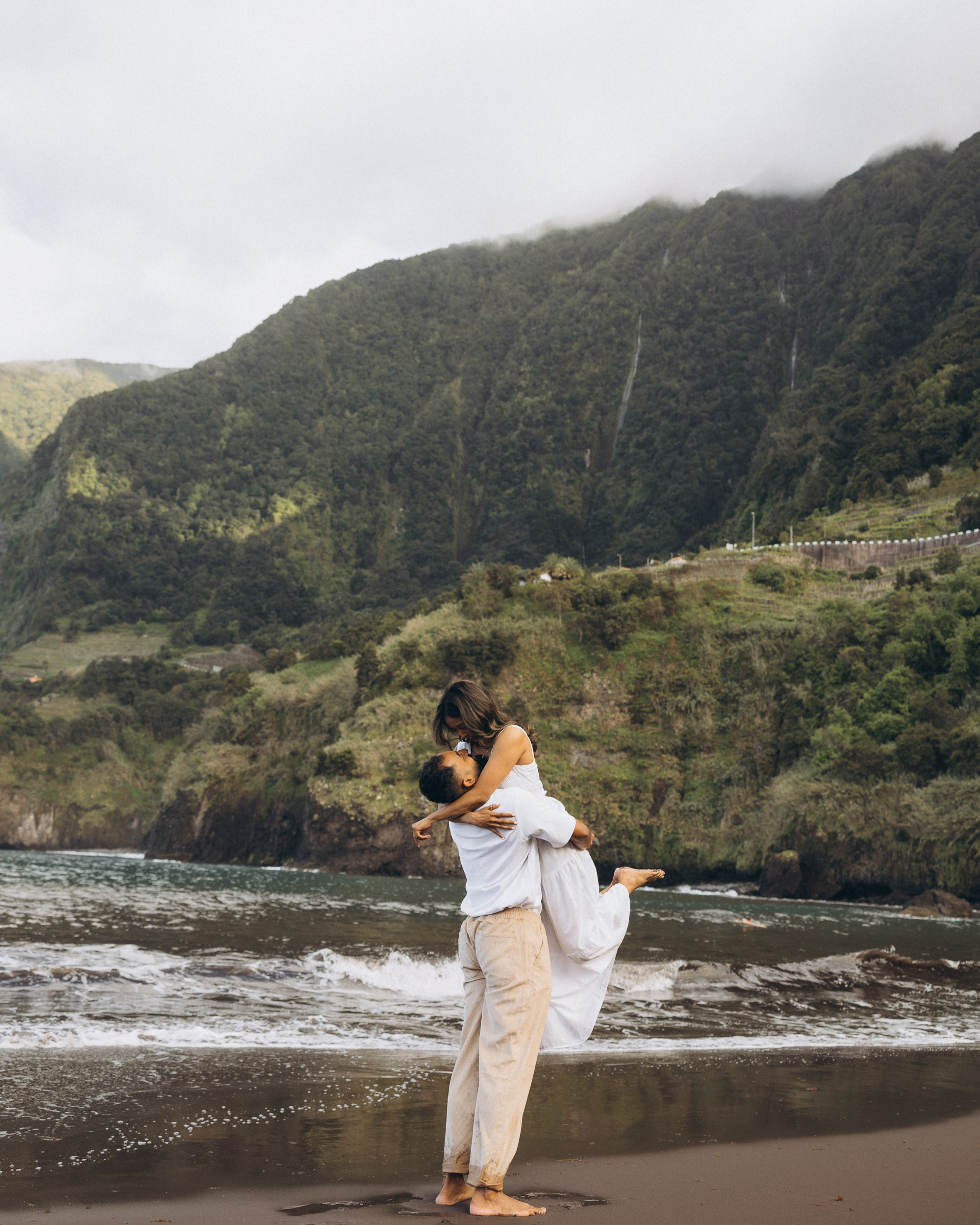Proposal at Seixal beach