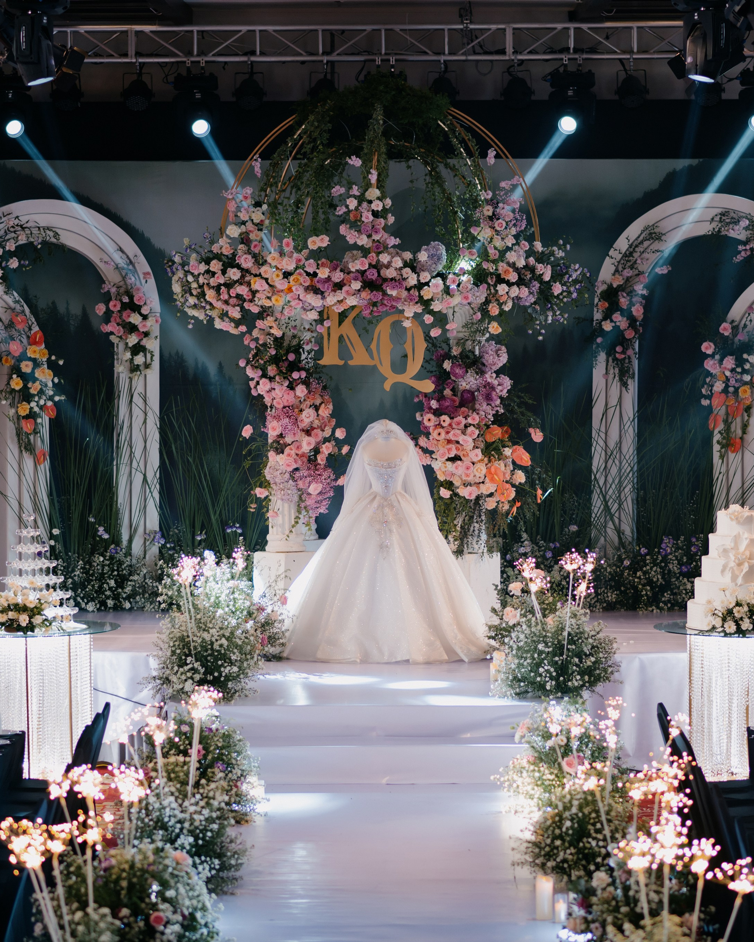 KHANG & QUYEN / Lavela Hotel